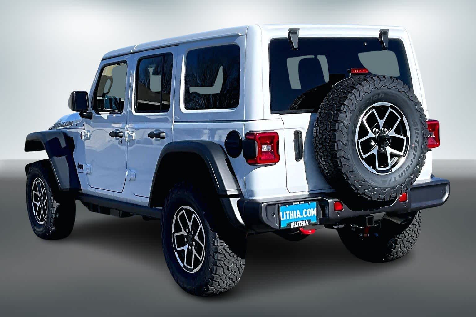Thumbnail: 2026 Jeep Wrangler - 4