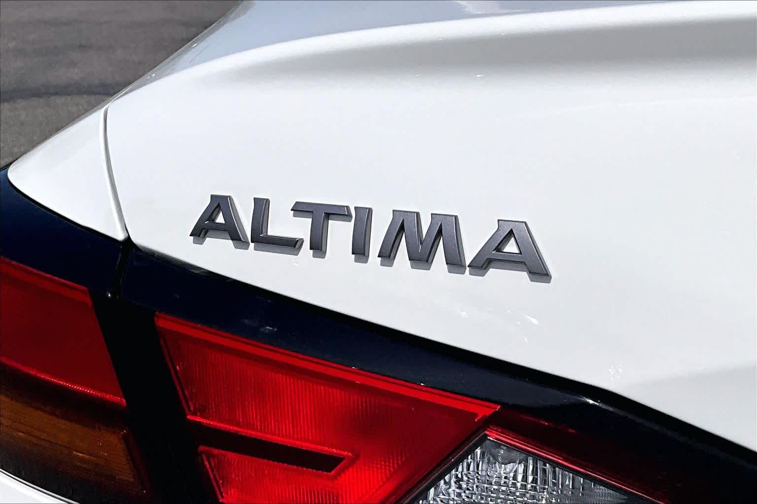 Thumbnail: 2025 Nissan Altima - 7