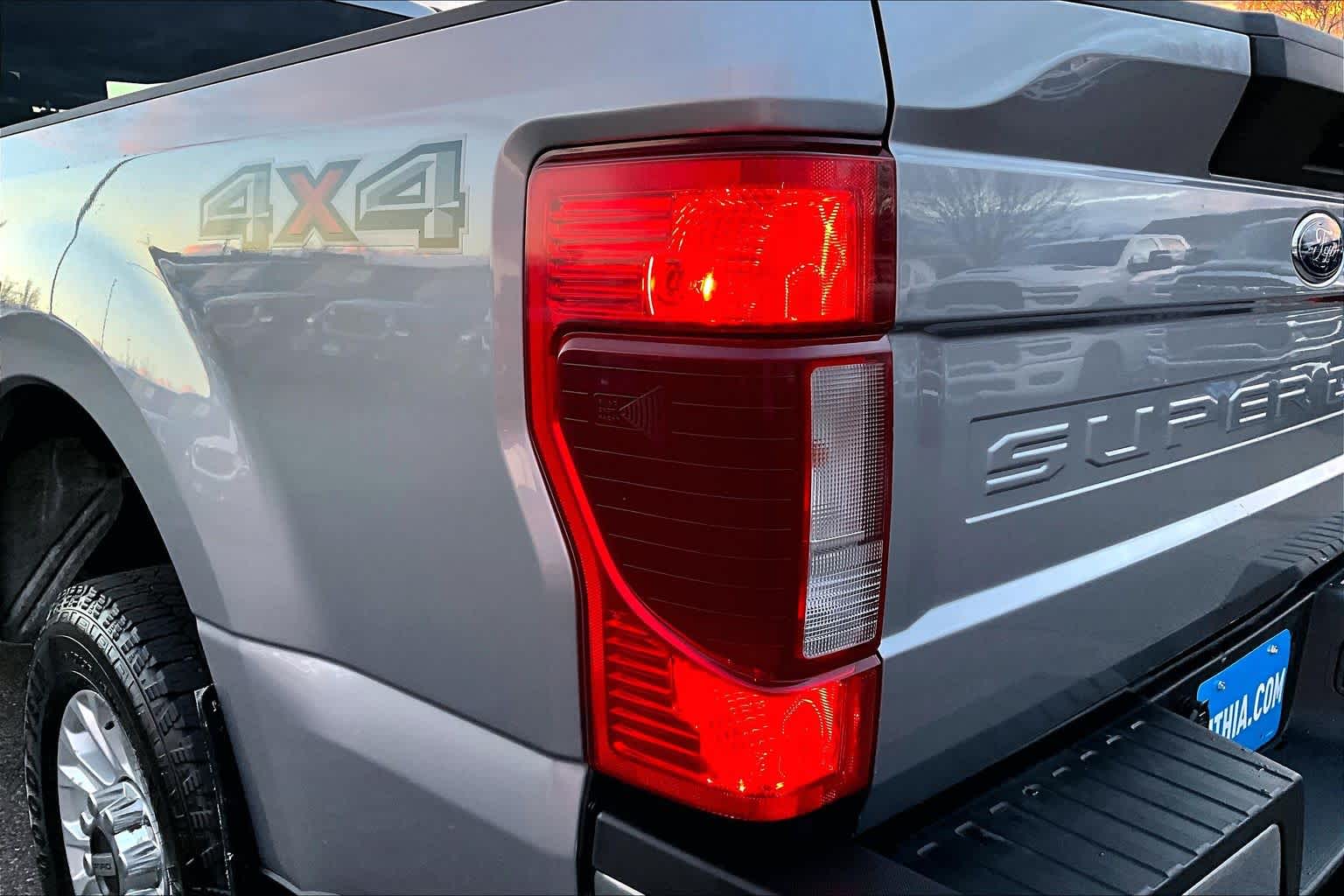 Thumbnail: 2022 Ford F-350 - 32