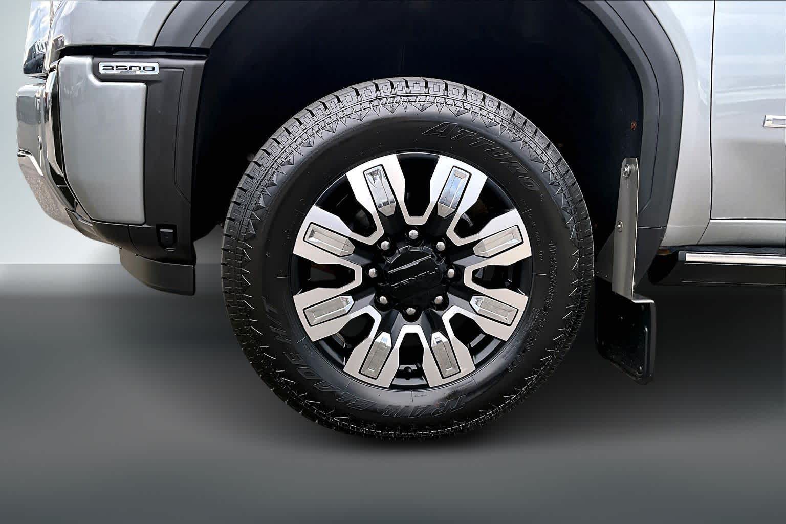 Thumbnail: 2024 GMC Sierra 3500 - 8