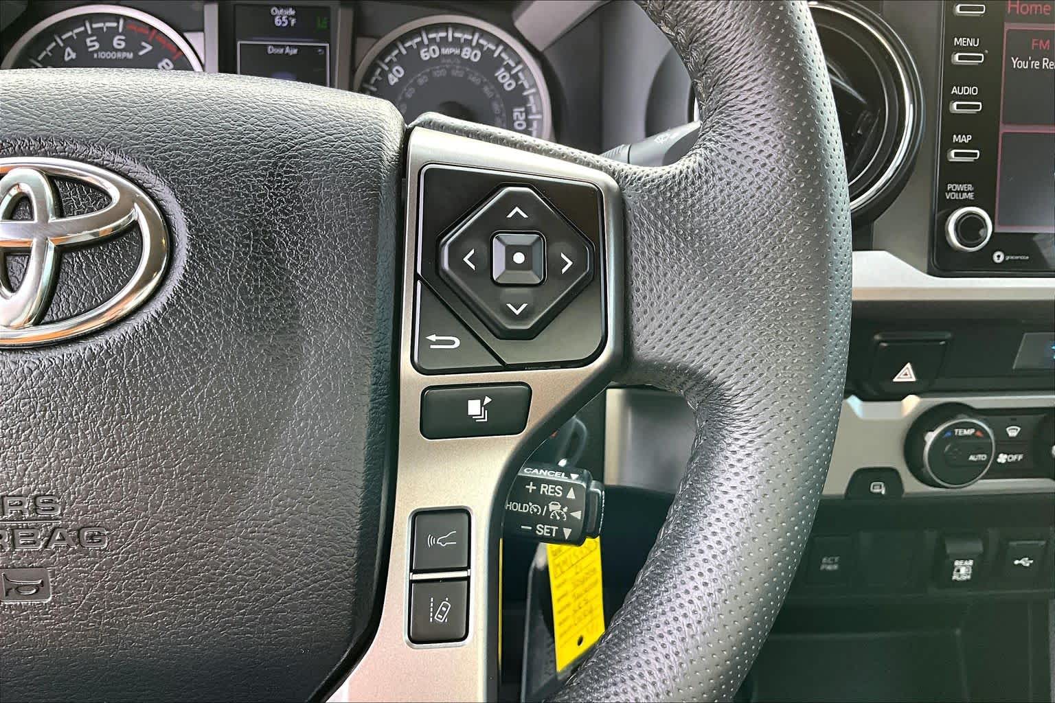 Thumbnail: 2021 Toyota Tacoma - 25