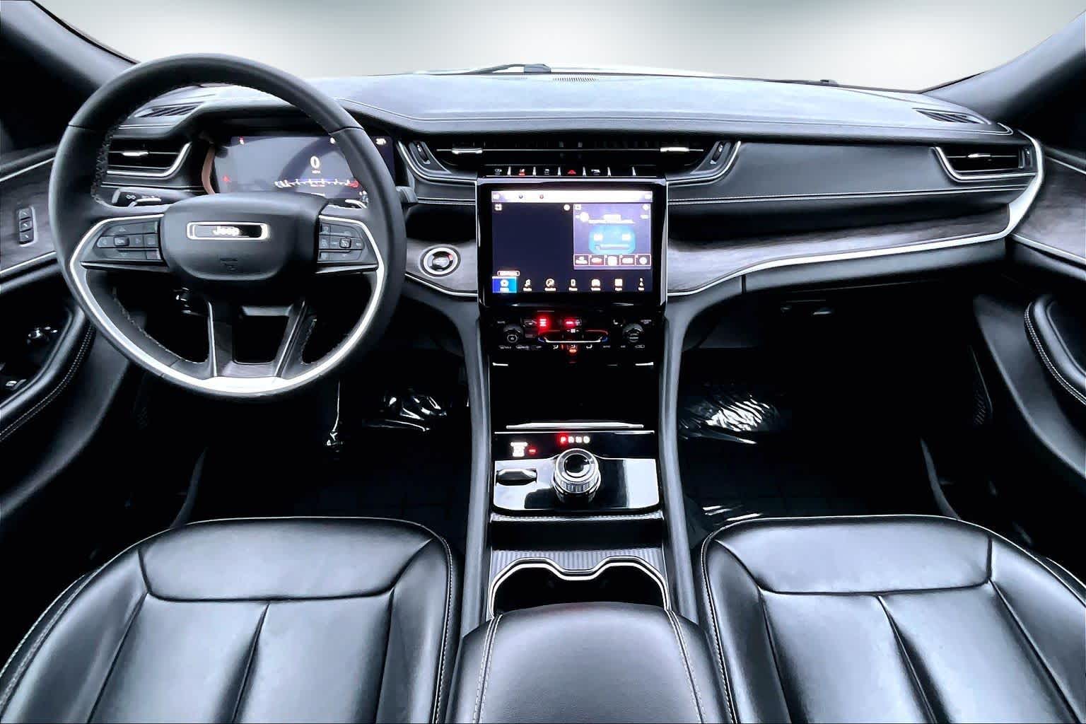 Thumbnail: 2024 Jeep Grand Cherokee L - 10