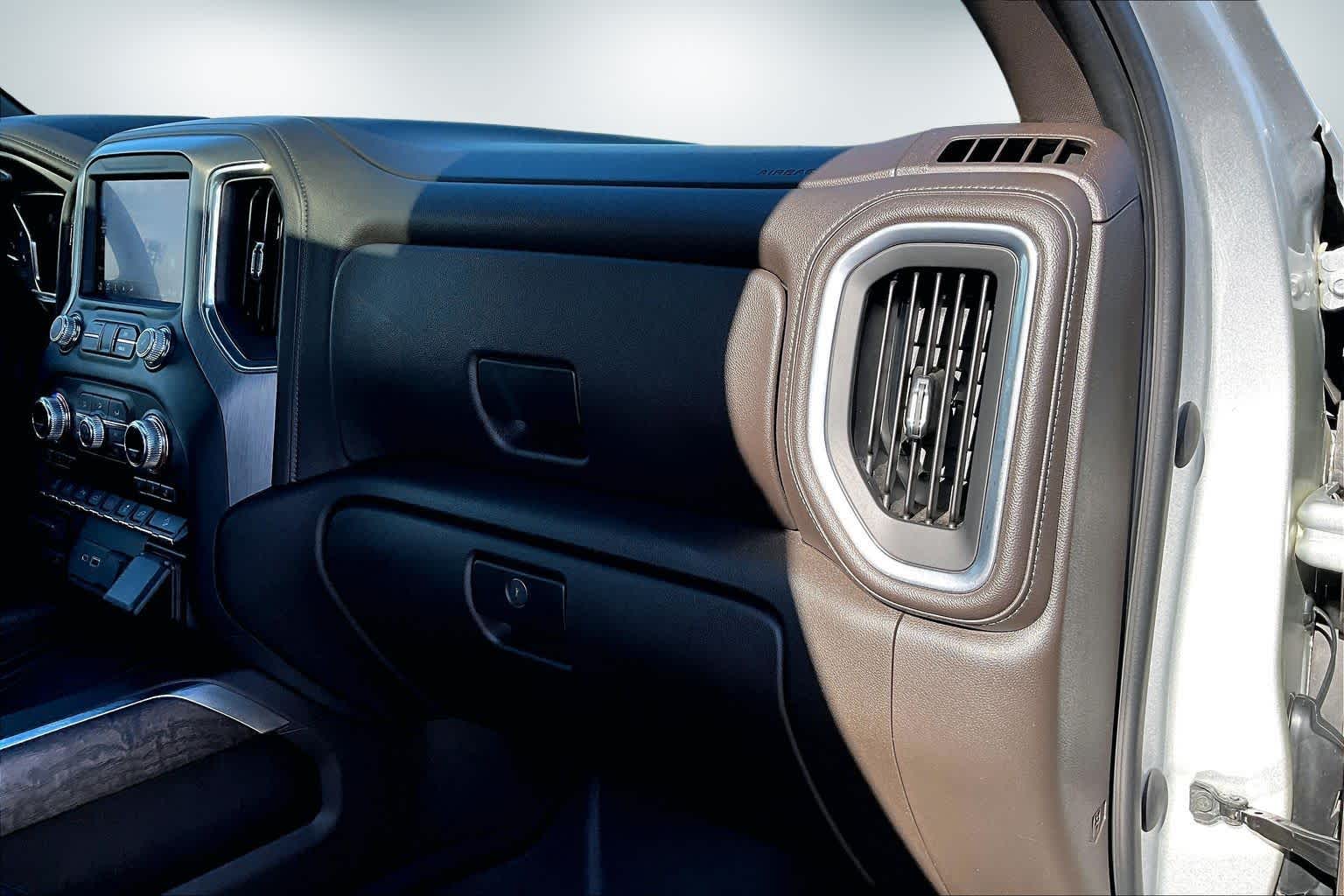 Thumbnail: 2020 GMC Sierra 3500 - 23