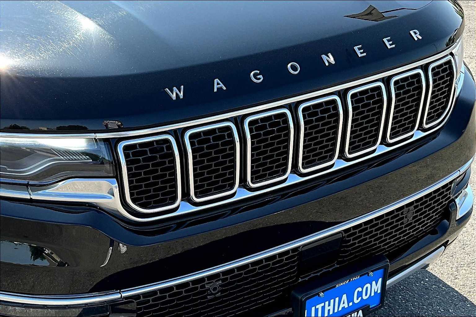 Thumbnail: 2023 Jeep Wagoneer - 30