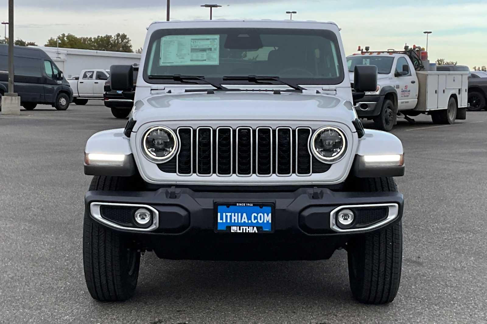 Thumbnail: 2026 Jeep Wrangler - 6