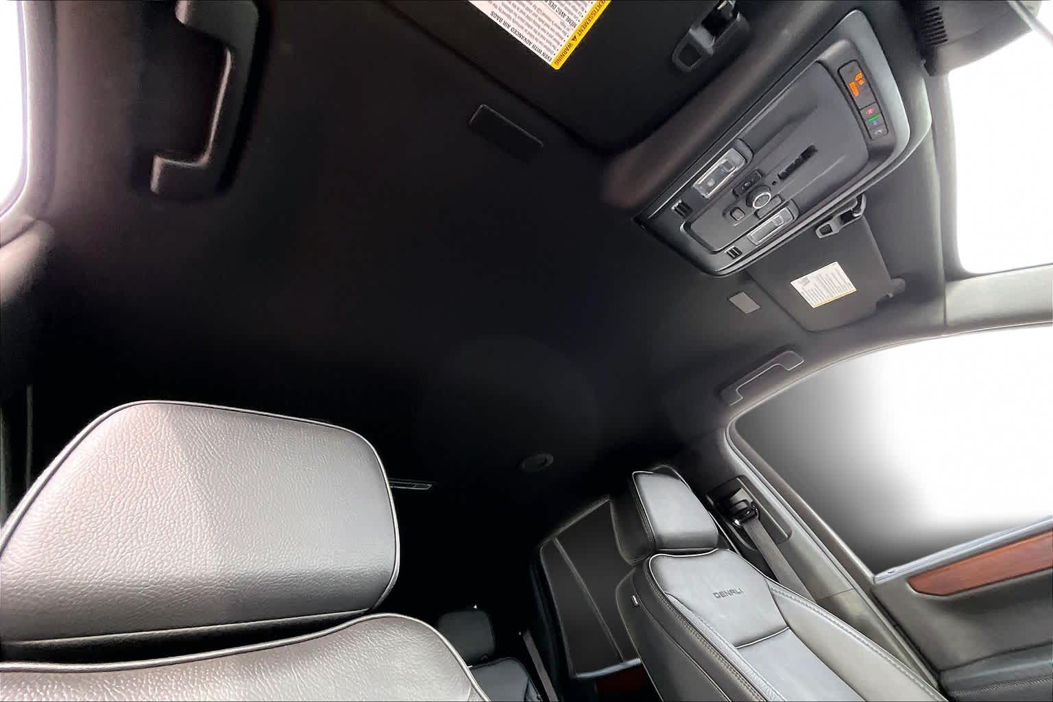 Thumbnail: 2025 GMC Yukon - 31