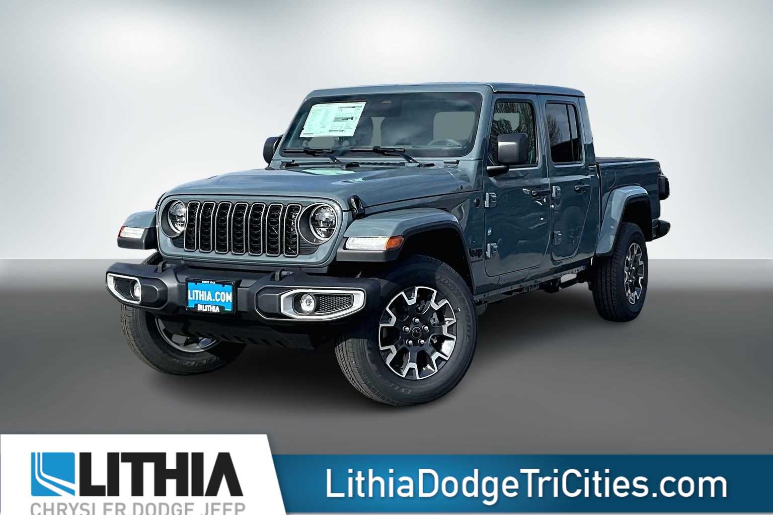 2026 Jeep Gladiator Sahara Auto's photo