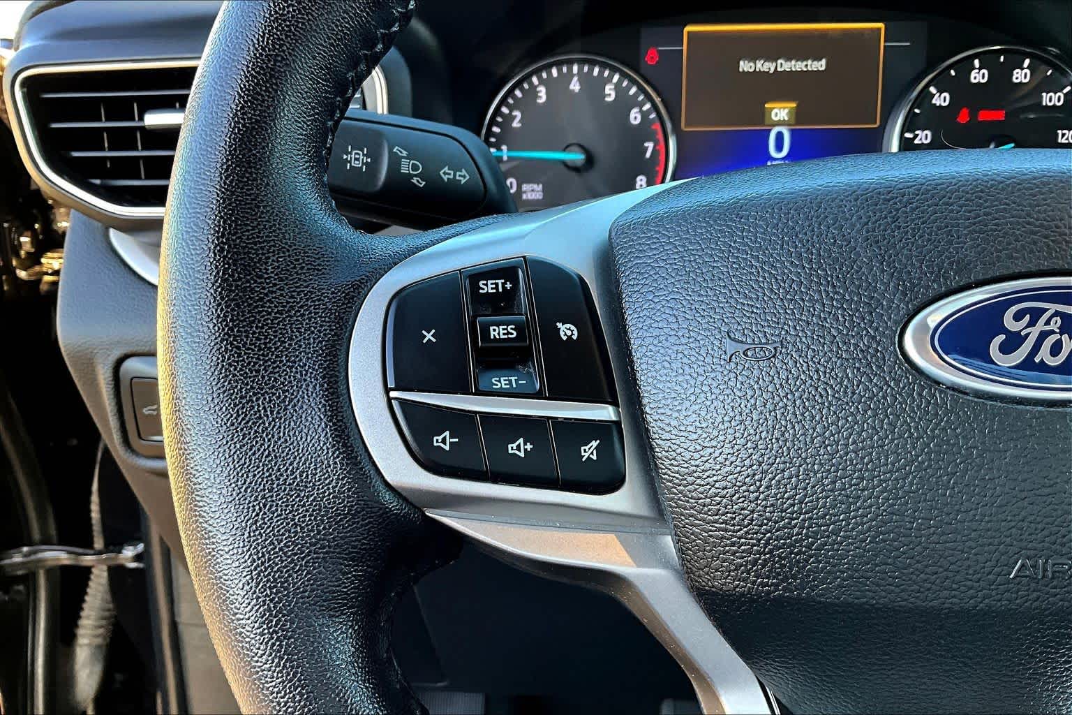 Thumbnail: 2023 Ford Explorer - 24