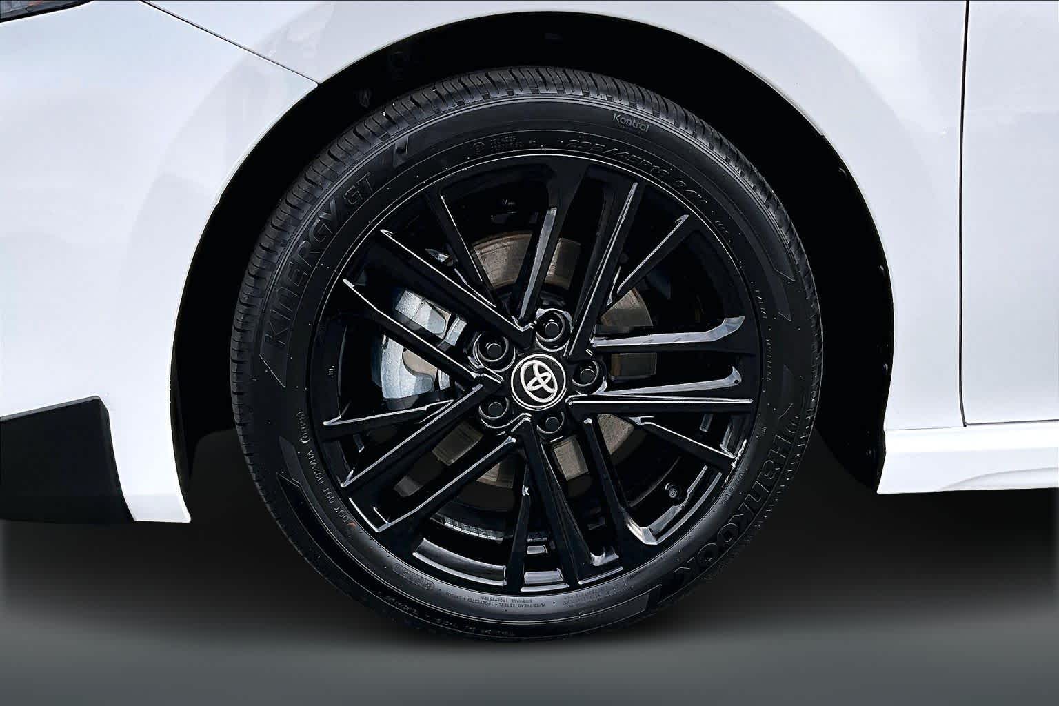 Thumbnail: 2025 Toyota Camry - 8