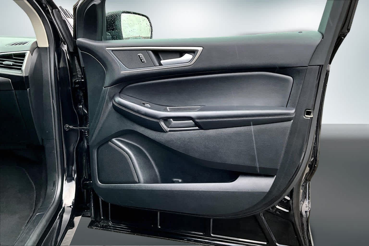 Thumbnail: 2024 Ford Edge - 28