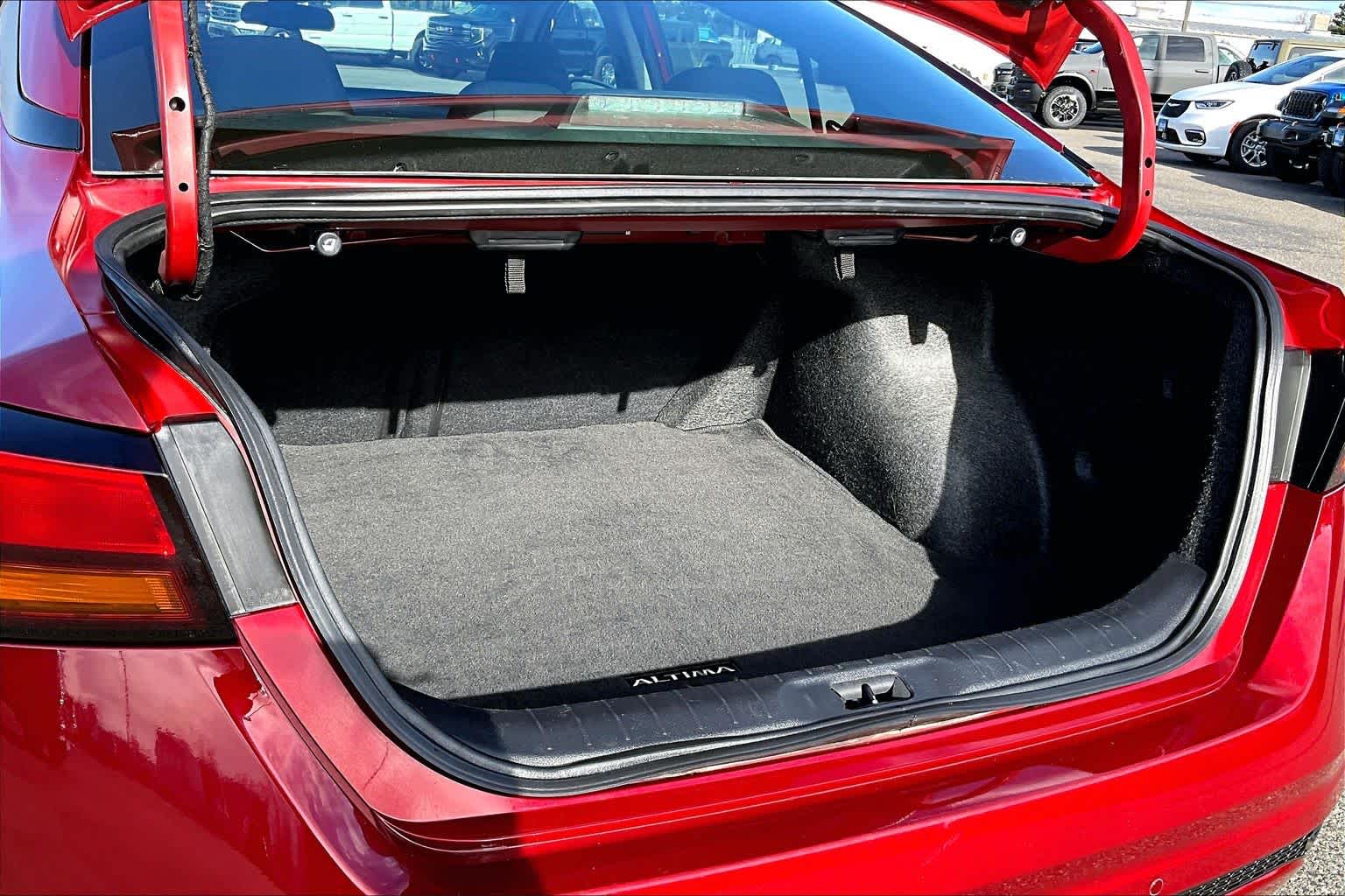 Thumbnail: 2024 Nissan Altima - 18