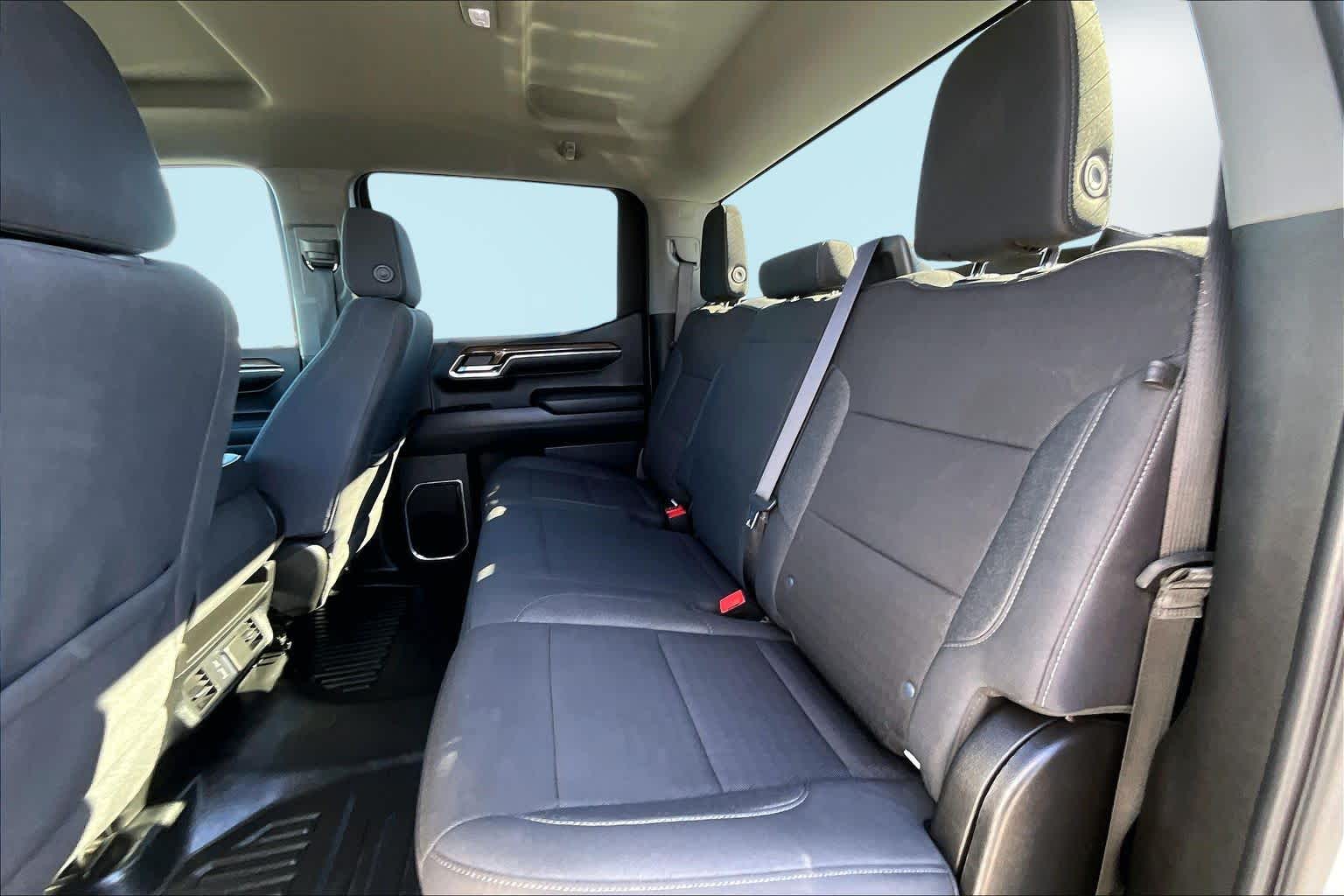 Thumbnail: 2024 Chevrolet Silverado 1500 - 29