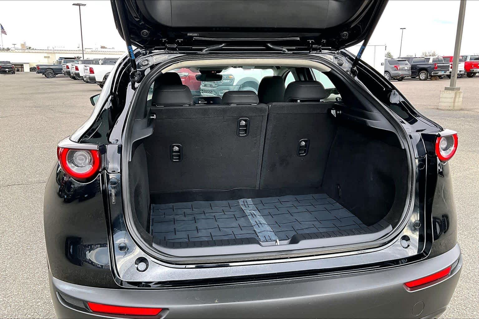 Thumbnail: 2020 Mazda CX-30 - 17