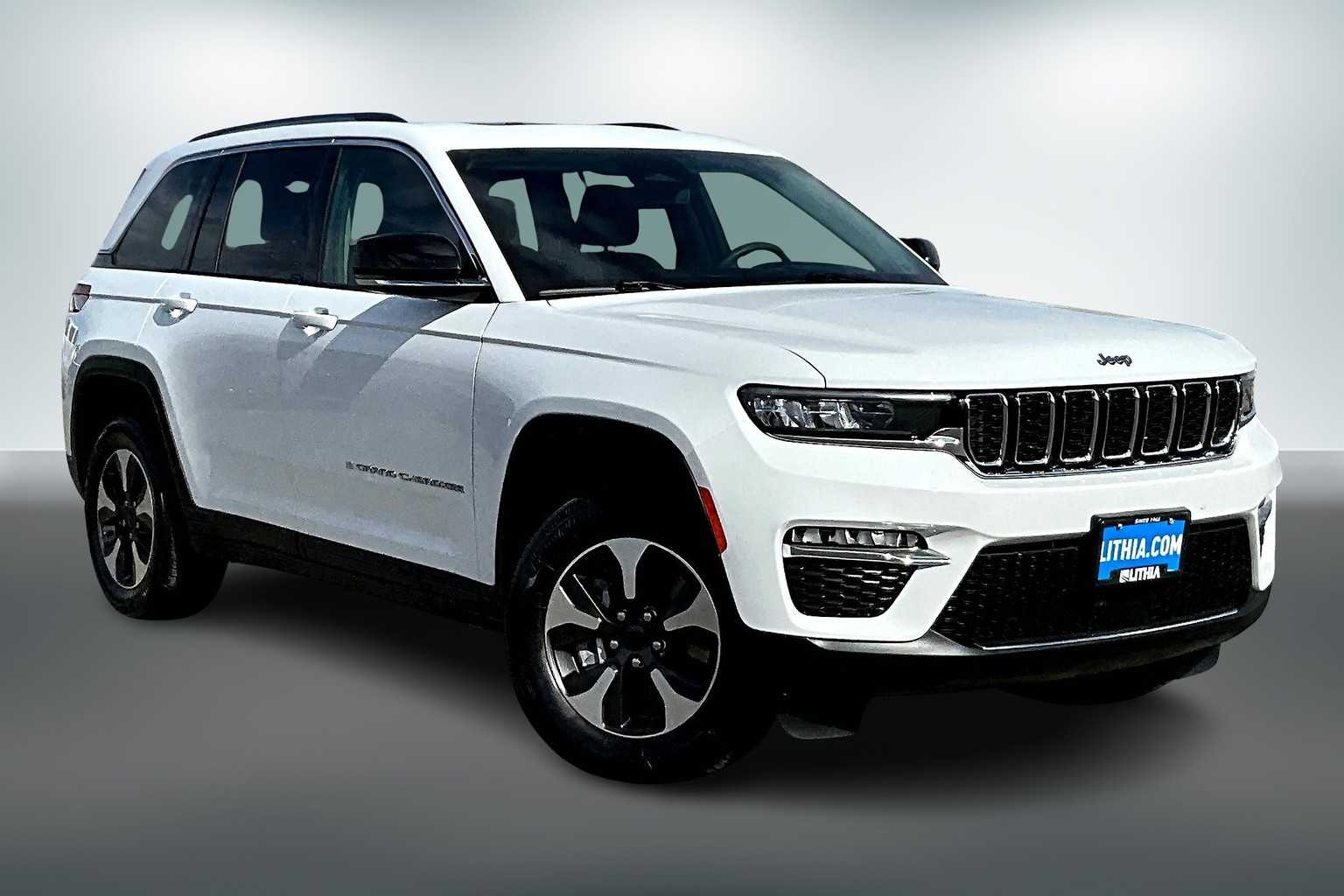 Thumbnail: 2024 Jeep Grand Cherokee - 21
