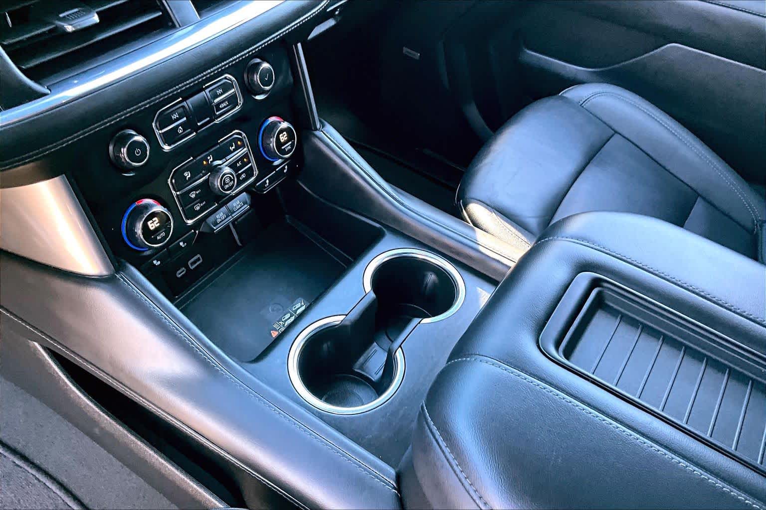 Thumbnail: 2024 Chevrolet Tahoe - 15