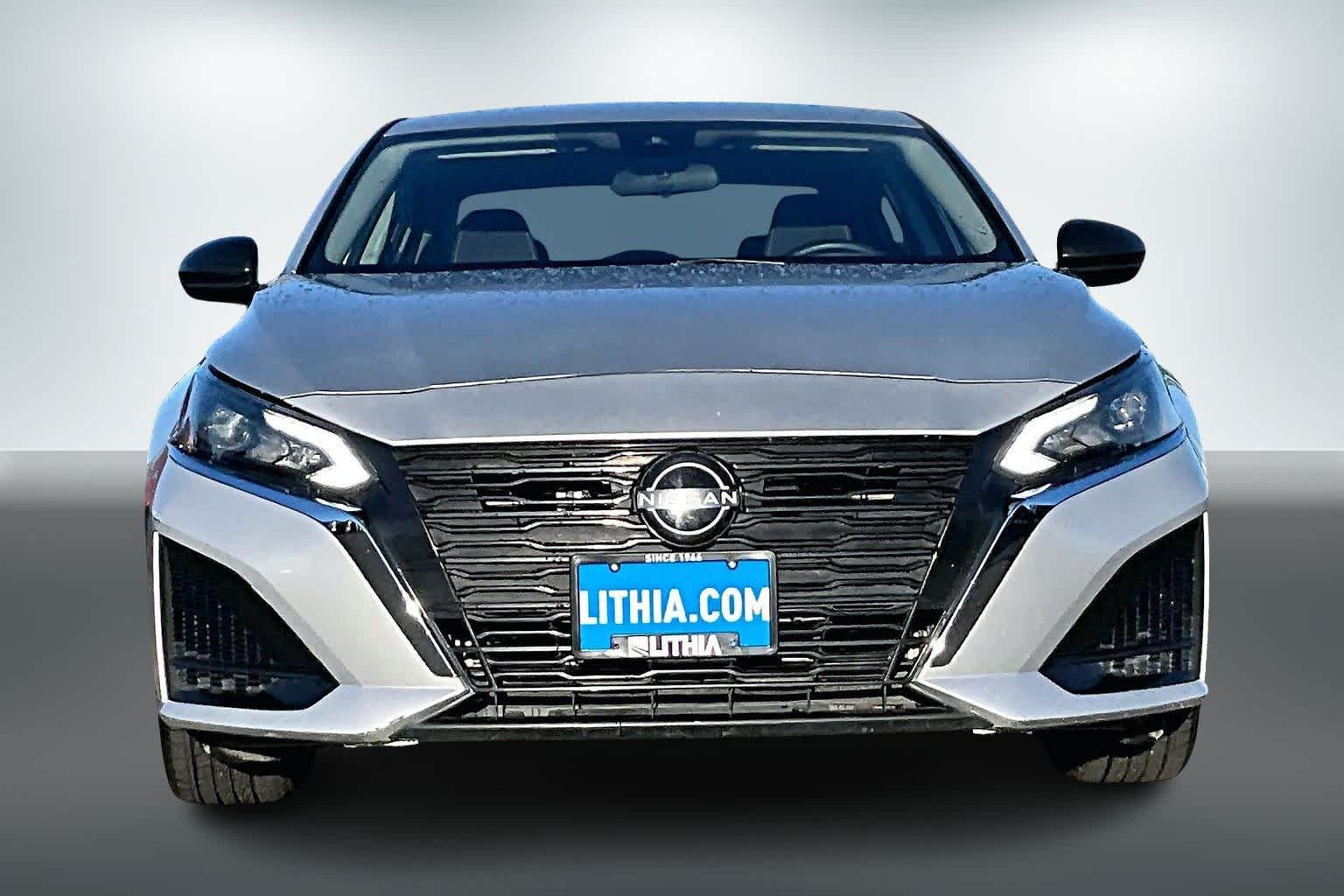 Thumbnail: 2024 Nissan Altima - 6