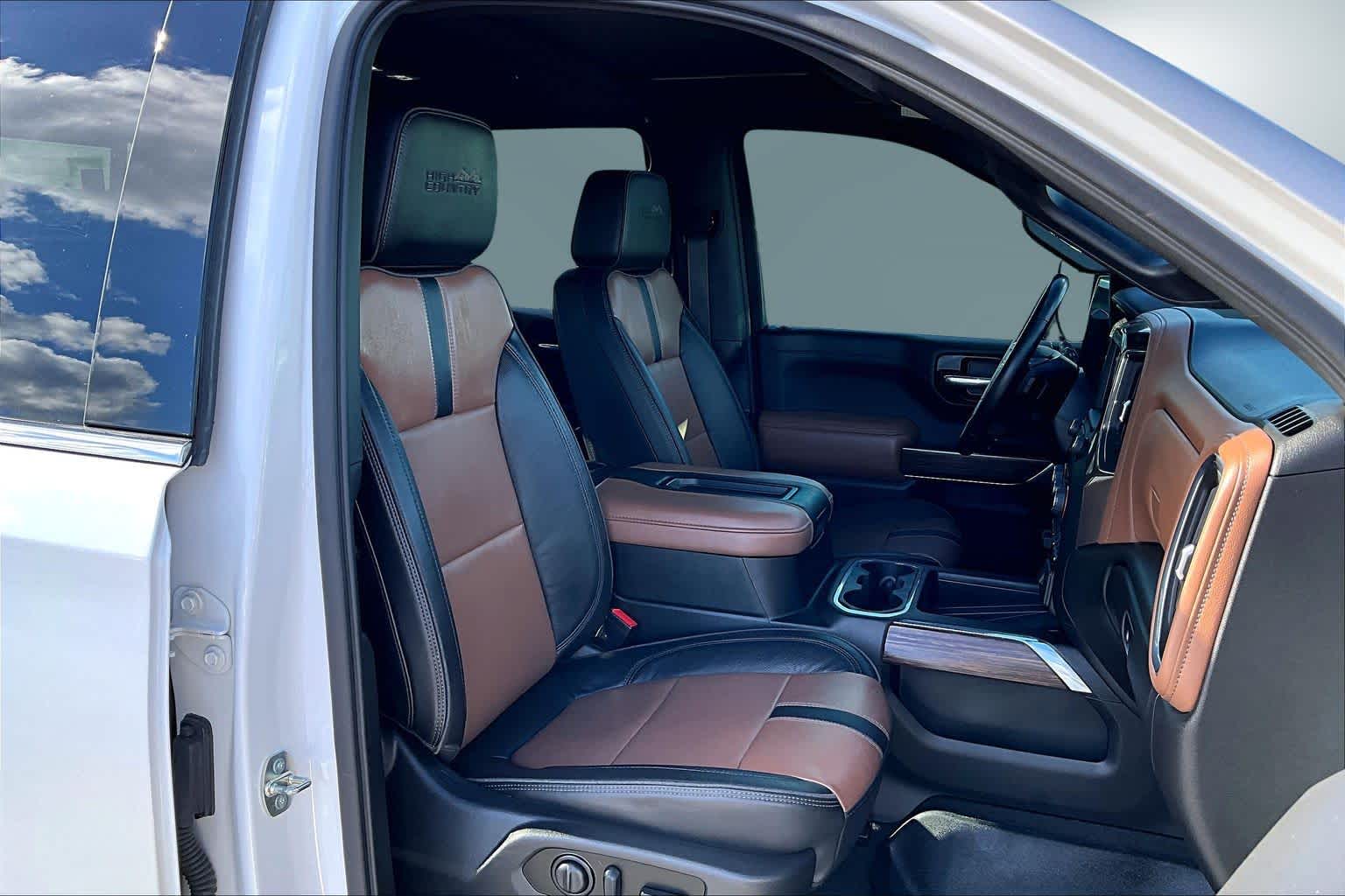 Thumbnail: 2022 Chevrolet Silverado 1500 - 13