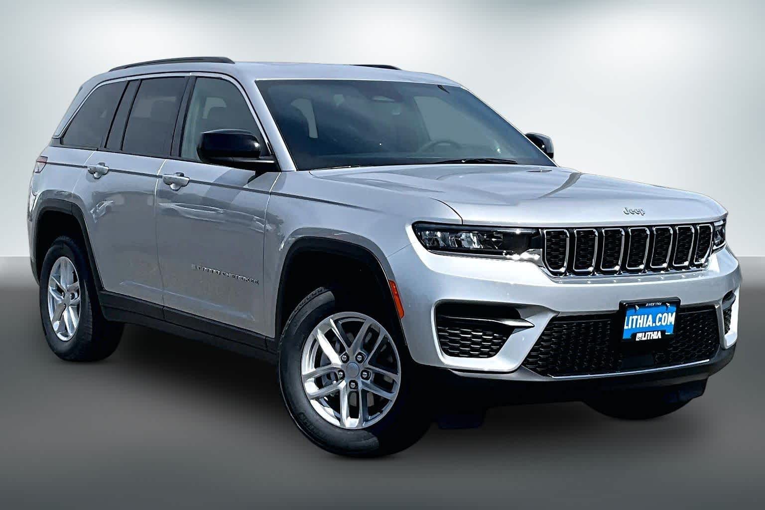 Thumbnail: 2026 Jeep Grand Cherokee - 22