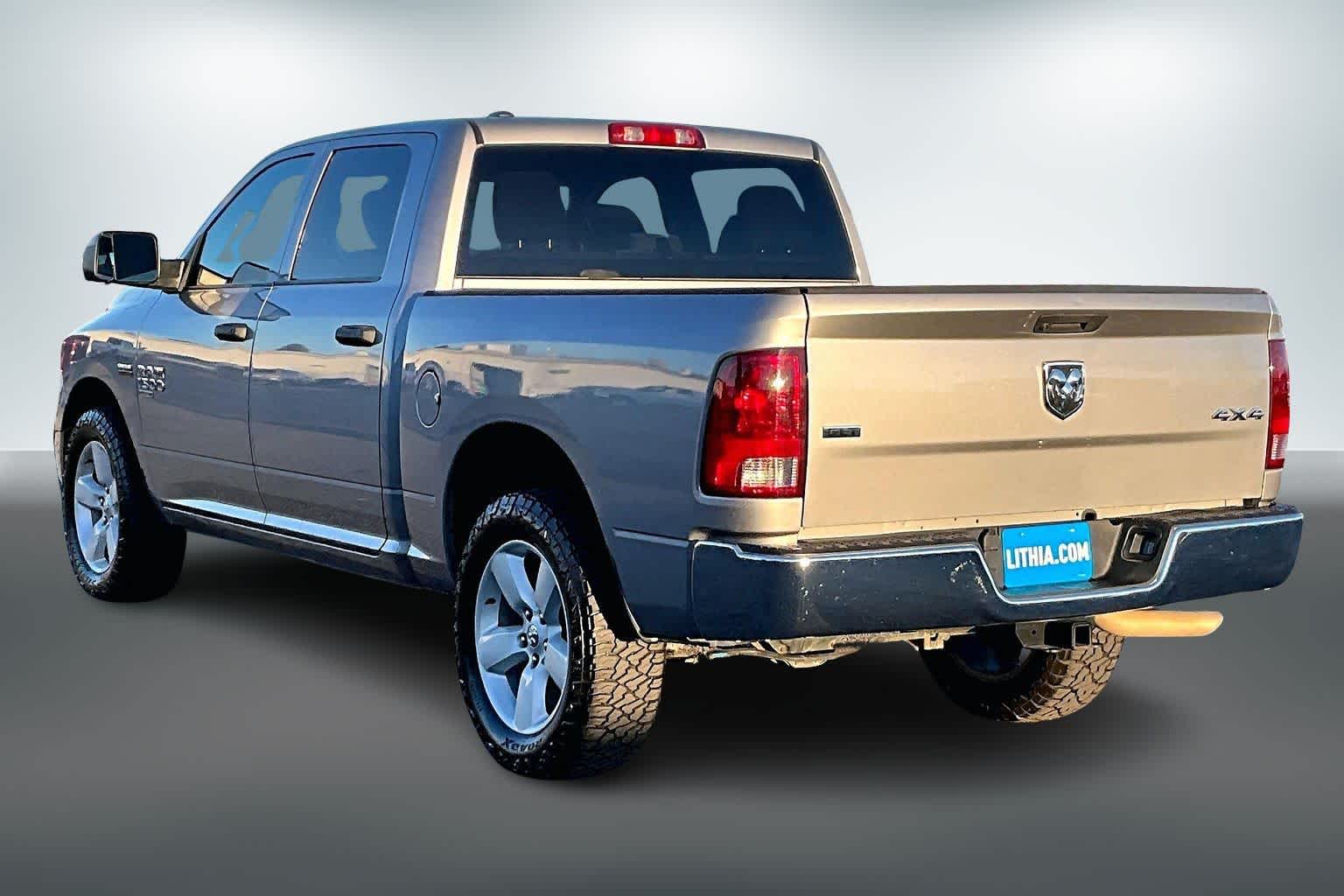 Thumbnail: 2023 RAM 1500 Classic - 4