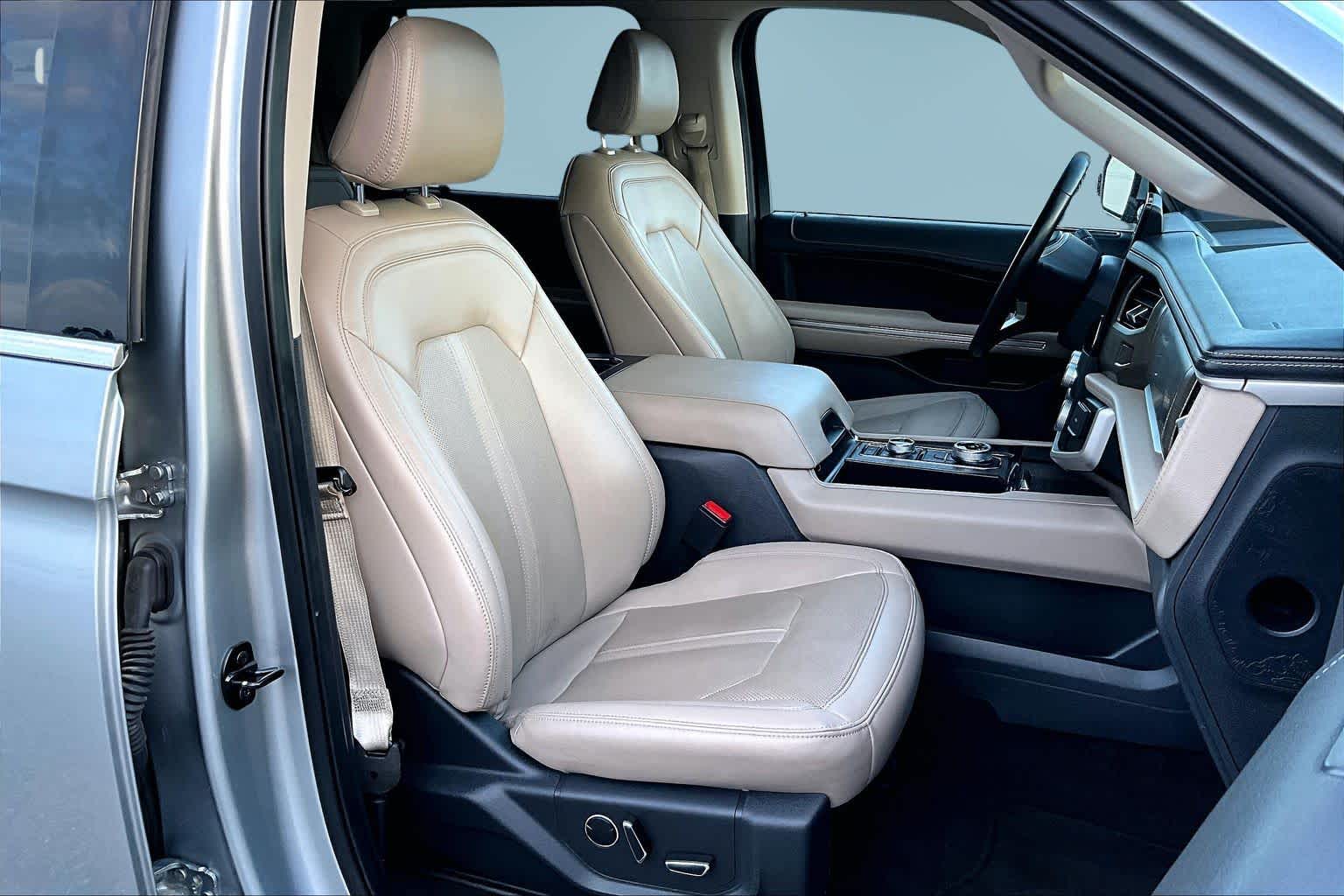 Thumbnail: 2023 Ford Expedition MAX - 13