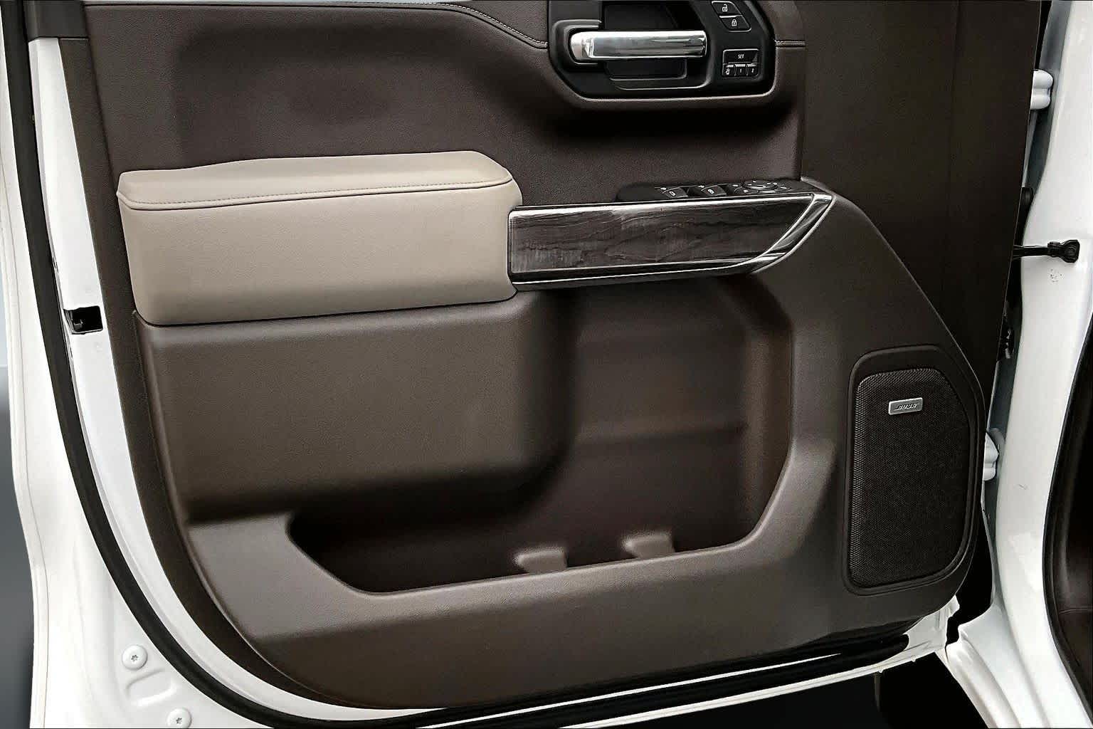 Thumbnail: 2019 Chevrolet Silverado 1500 - 26