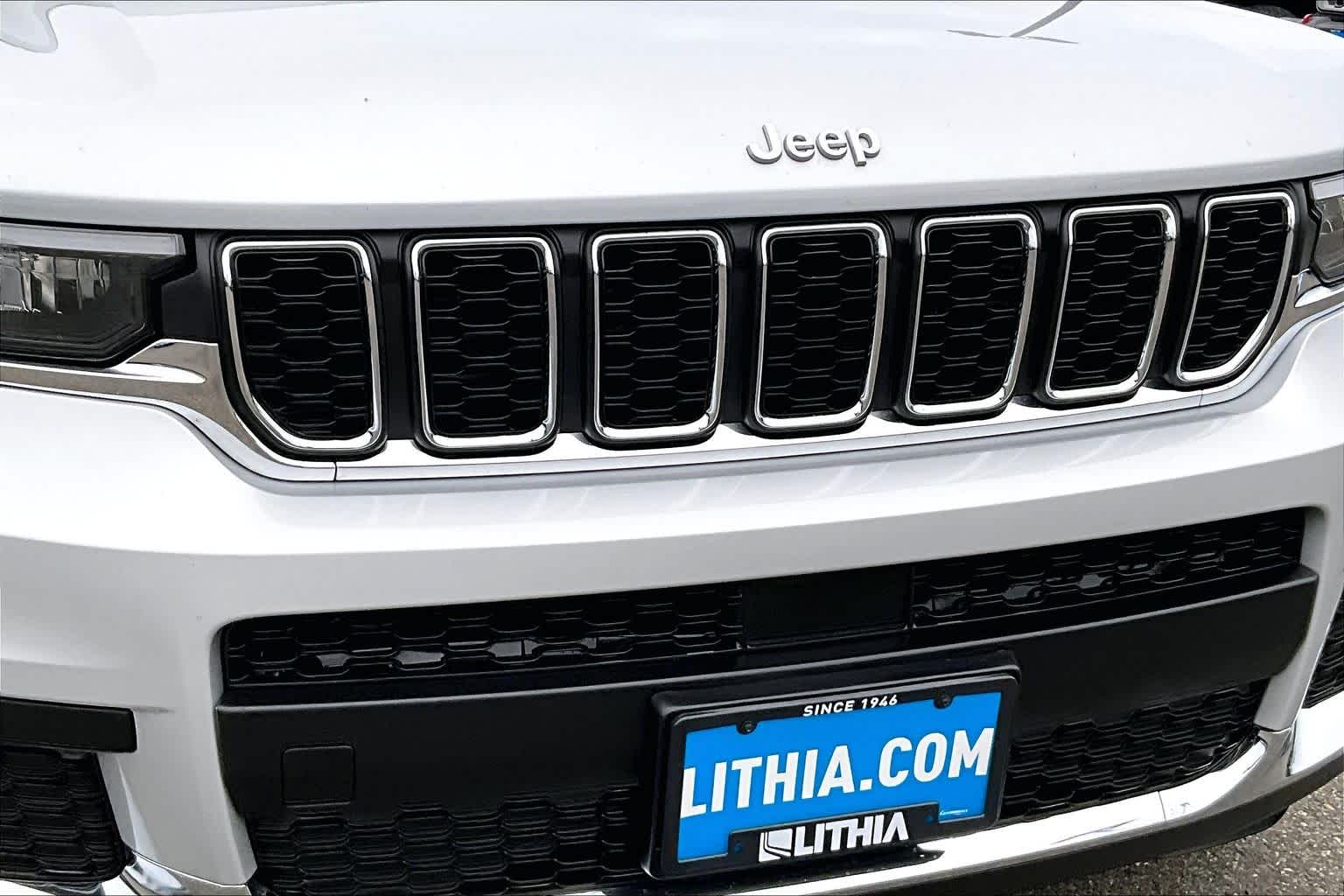 Thumbnail: 2024 Jeep Grand Cherokee L - 35