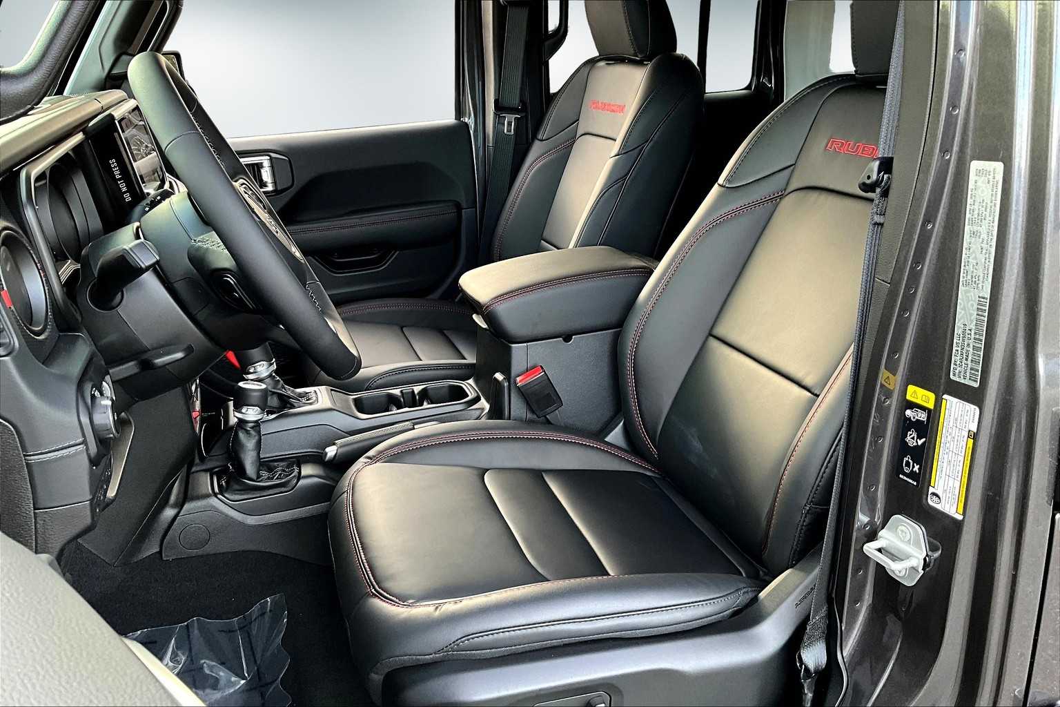 Thumbnail: 2025 Jeep Wrangler - 11