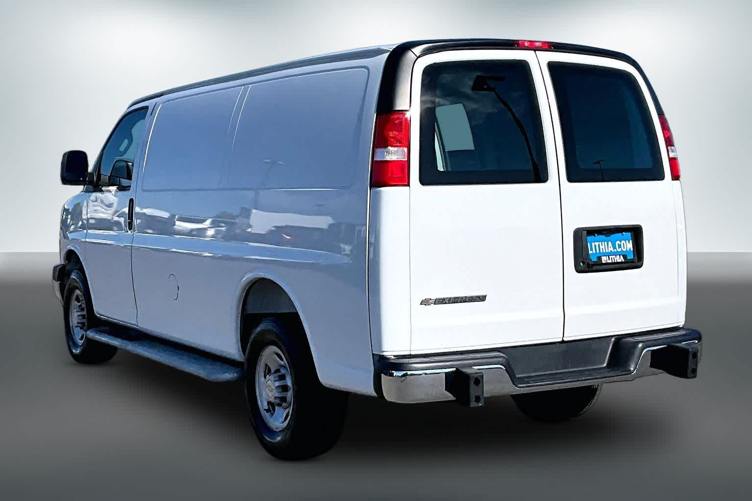 Thumbnail: 2025 Chevrolet Express - 3