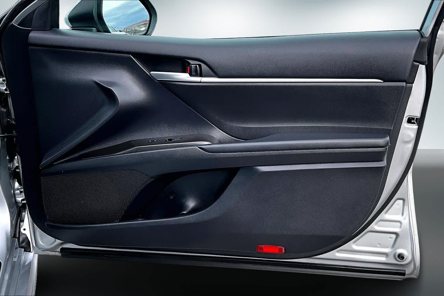 Thumbnail: 2023 Toyota Camry - 28