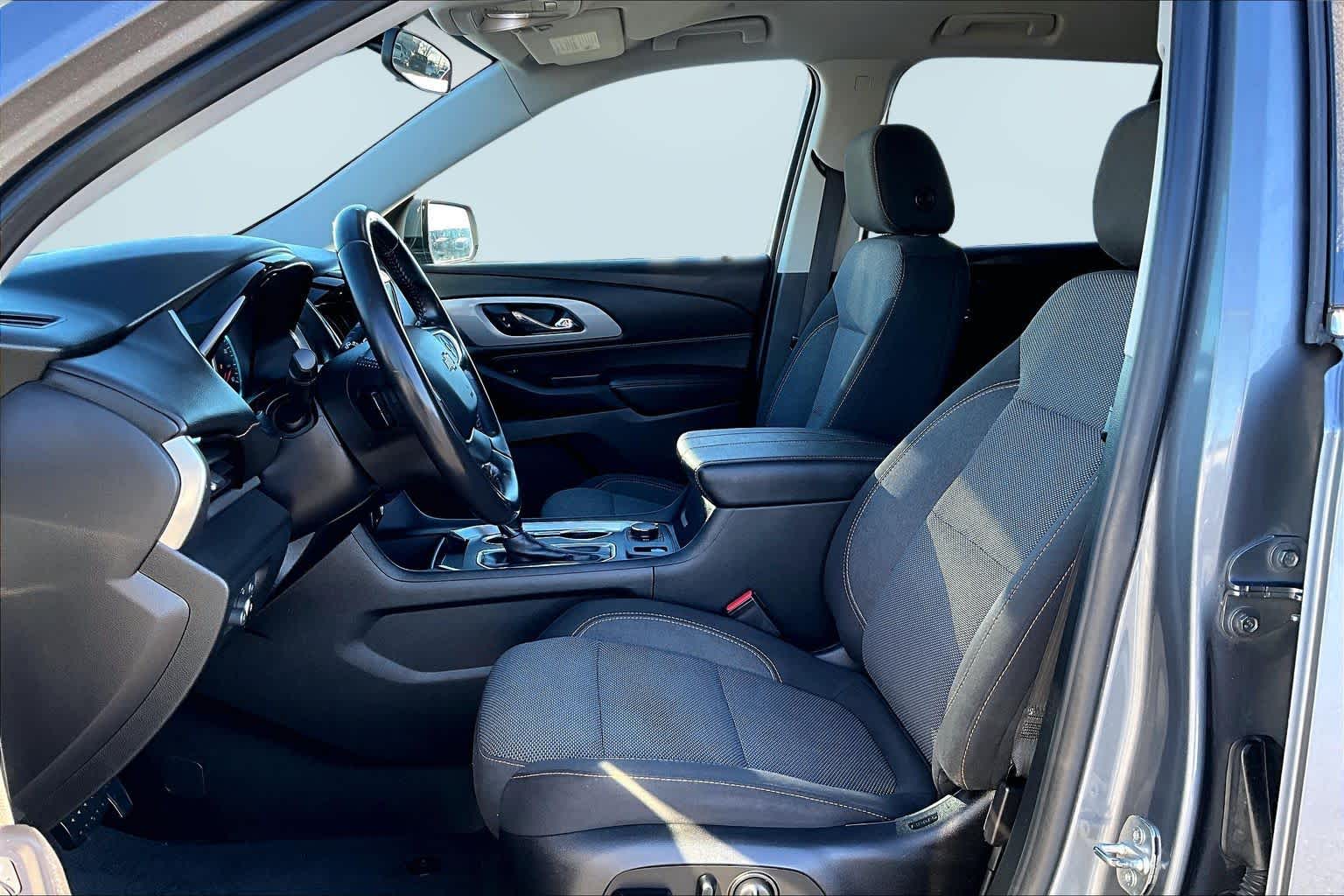 Thumbnail: 2019 Chevrolet Traverse - 11