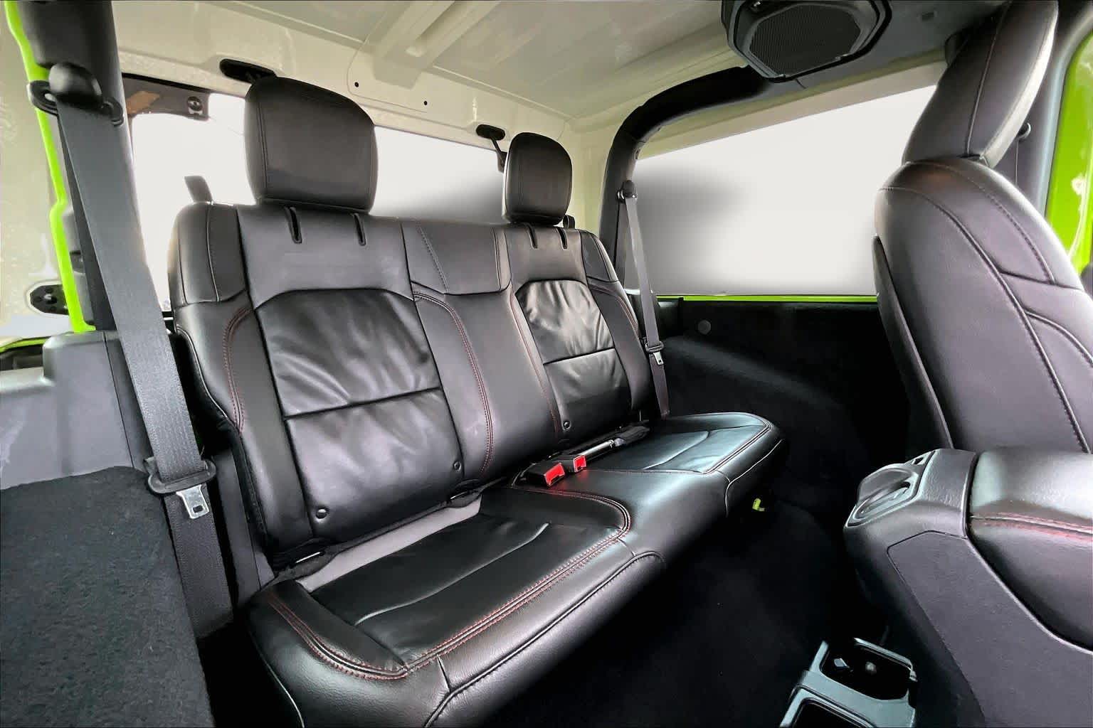 Thumbnail: 2021 Jeep Wrangler - 28