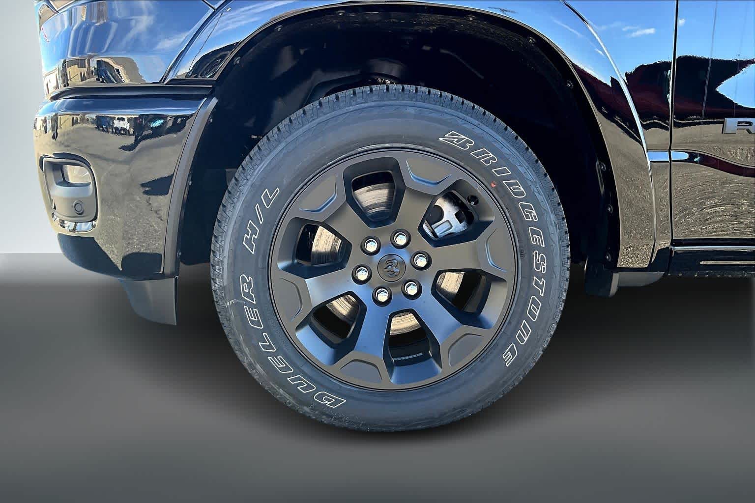 Thumbnail: 2026 RAM 1500 - 7