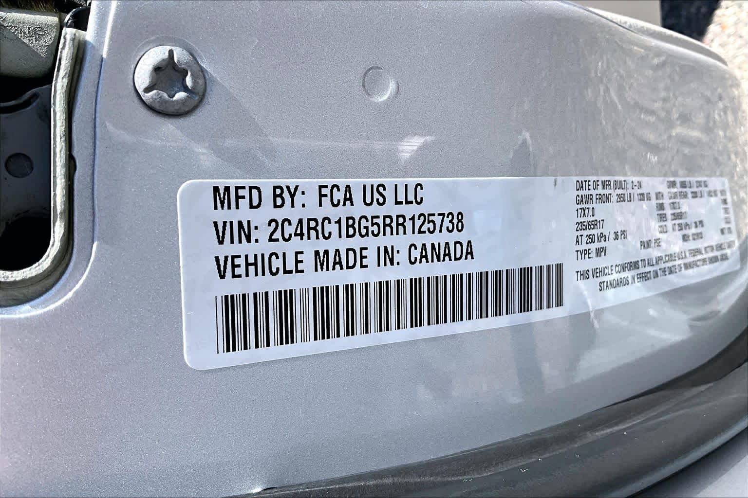 Thumbnail: 2024 Chrysler Pacifica - 20