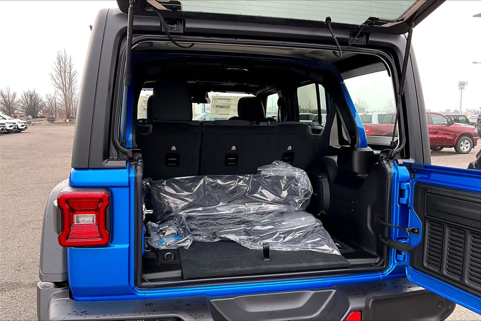 Thumbnail: 2026 Jeep Wrangler - 19