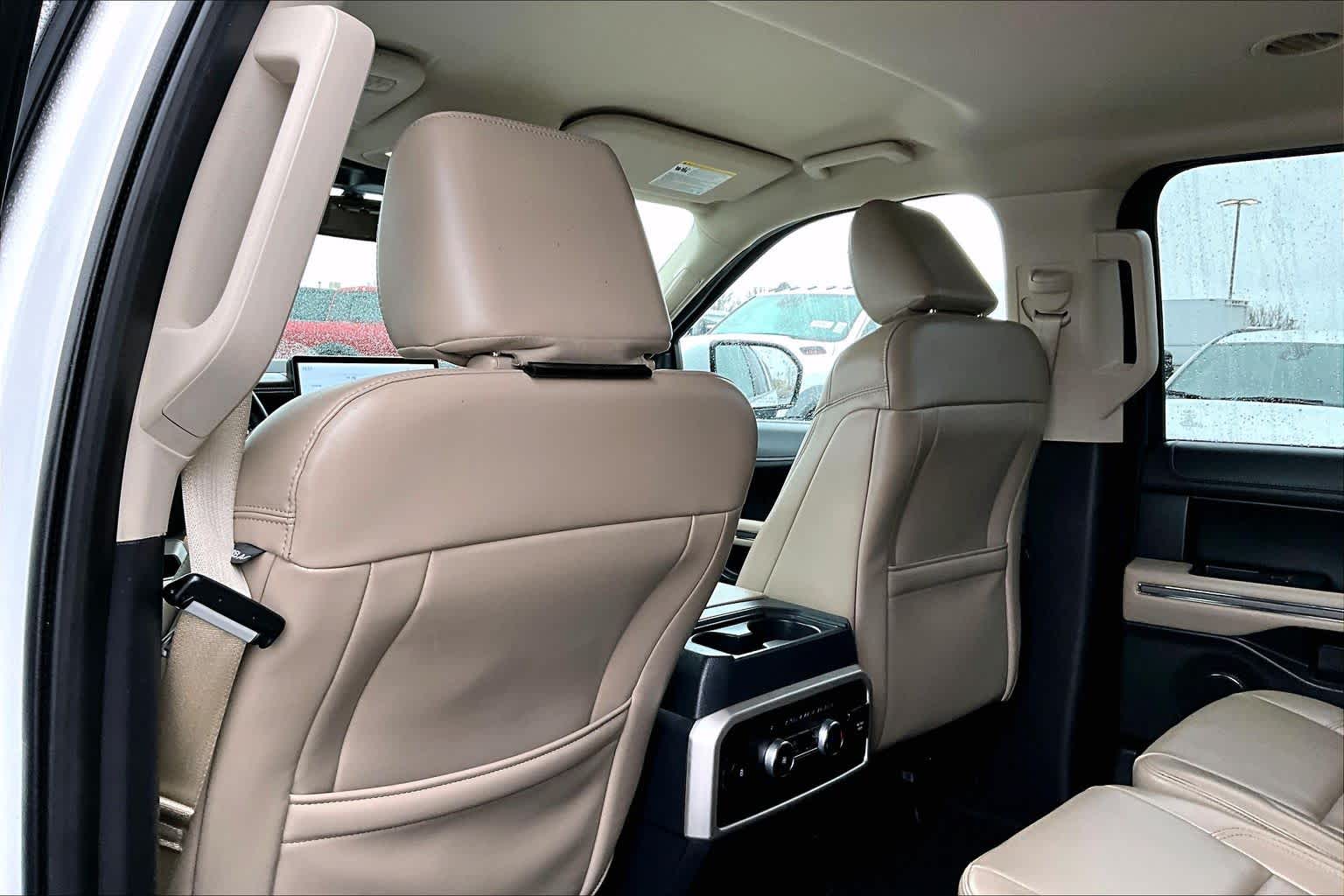 Thumbnail: 2024 Ford Expedition MAX - 12