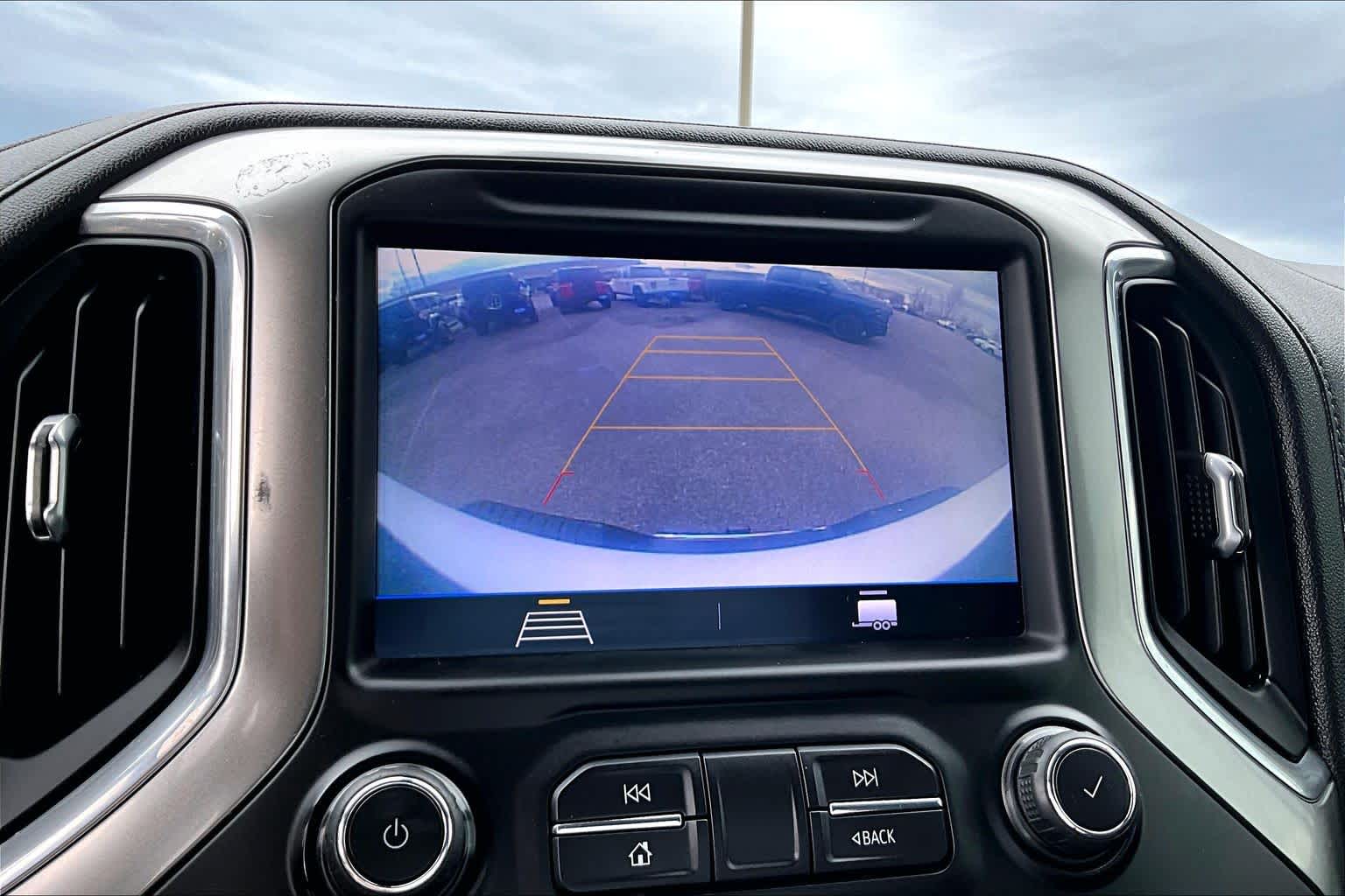 Thumbnail: 2021 Chevrolet Silverado 2500 - 26