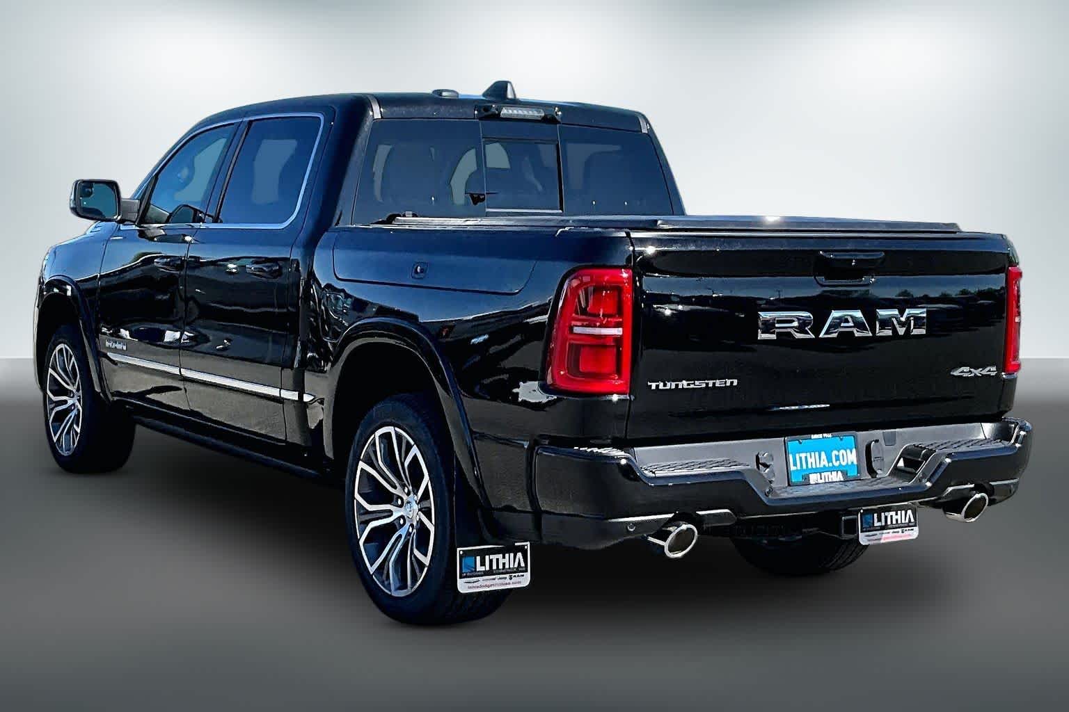 Thumbnail: 2026 RAM 1500 - 3