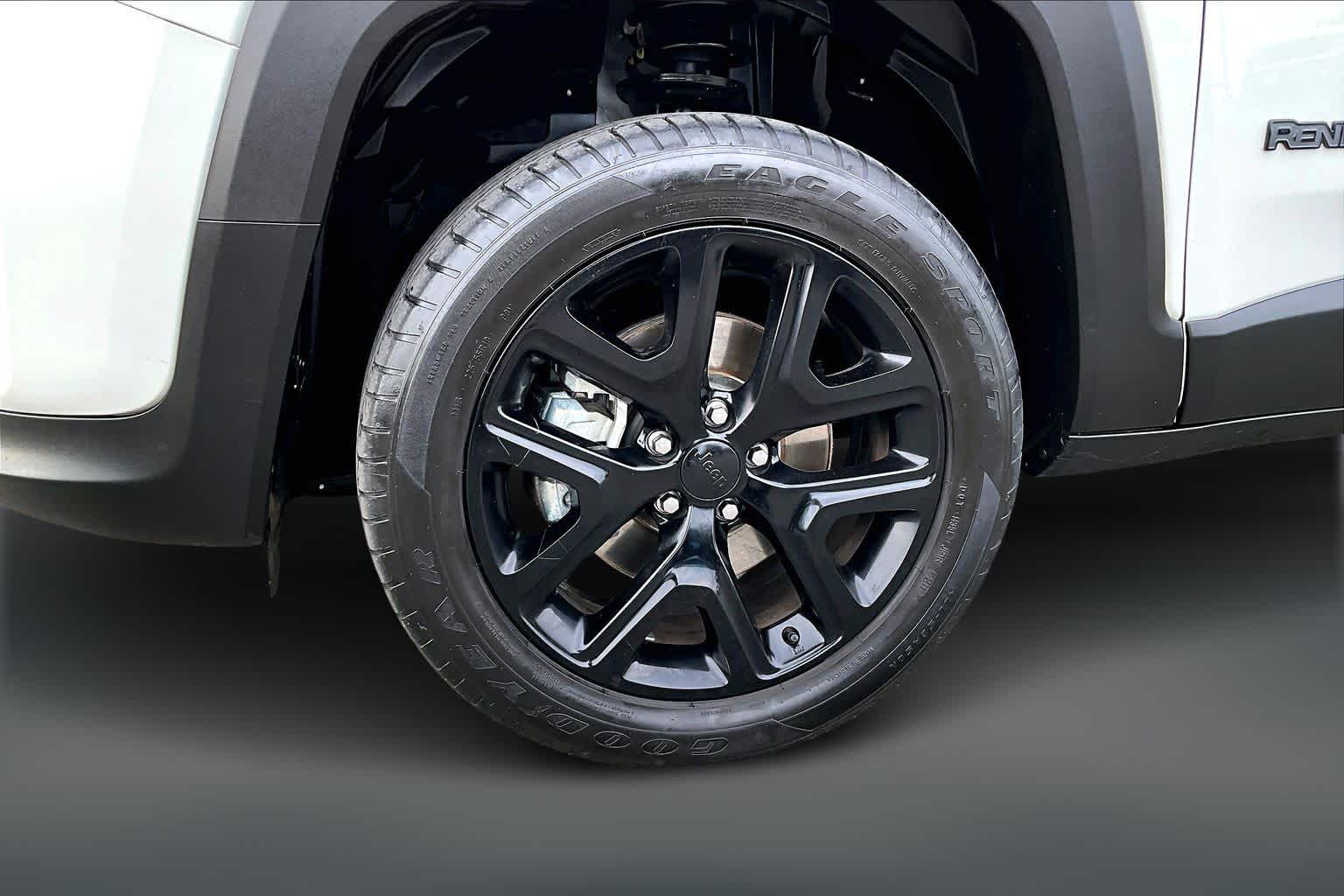 Thumbnail: 2023 Jeep Renegade - 8