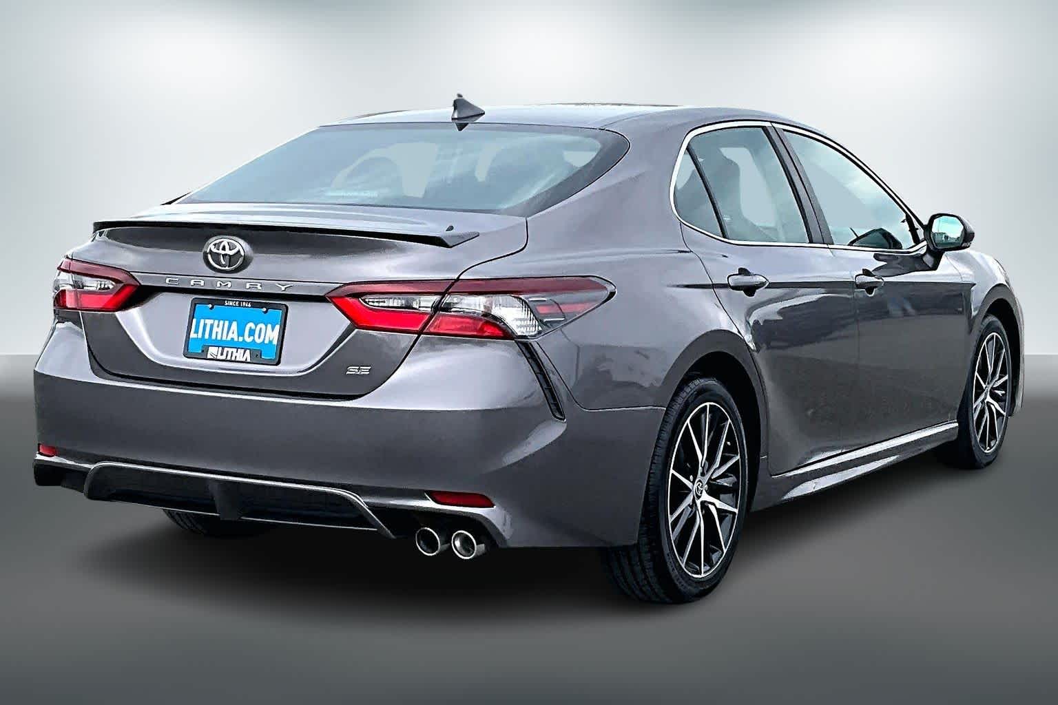 Thumbnail: 2023 Toyota Camry - 21