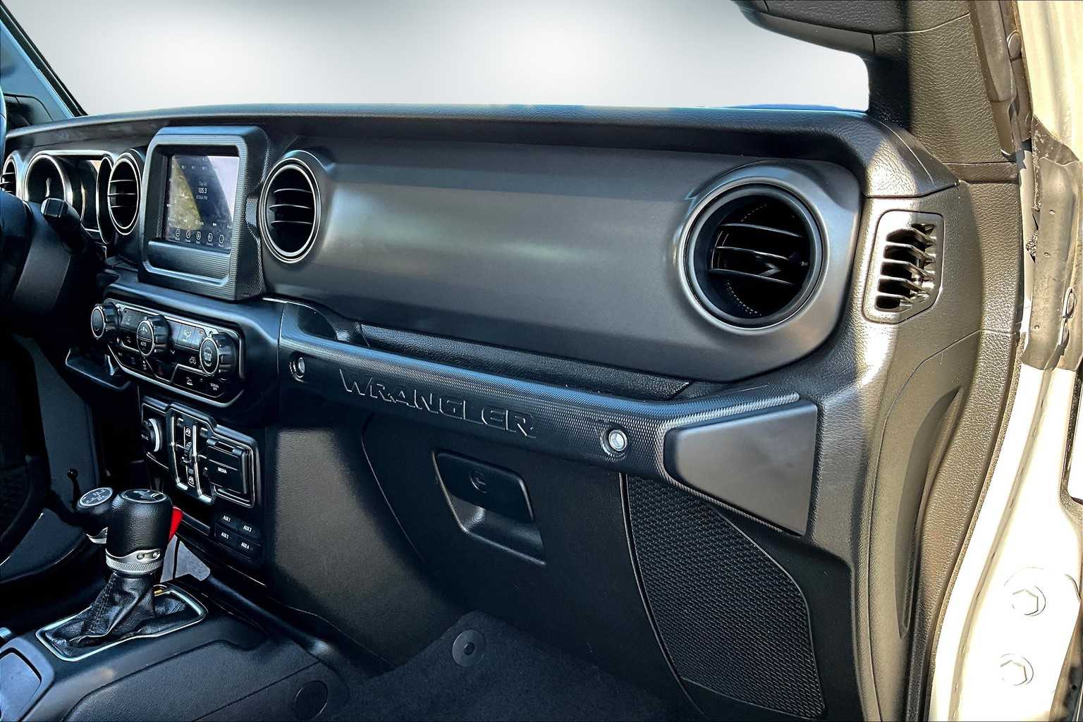 Thumbnail: 2023 Jeep Wrangler - 22