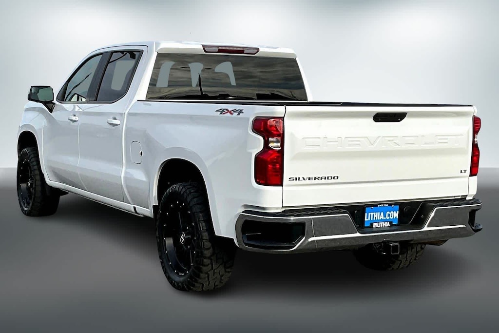 Used 2020 Chevrolet Silverado 1500 LT Truck Crew Cab