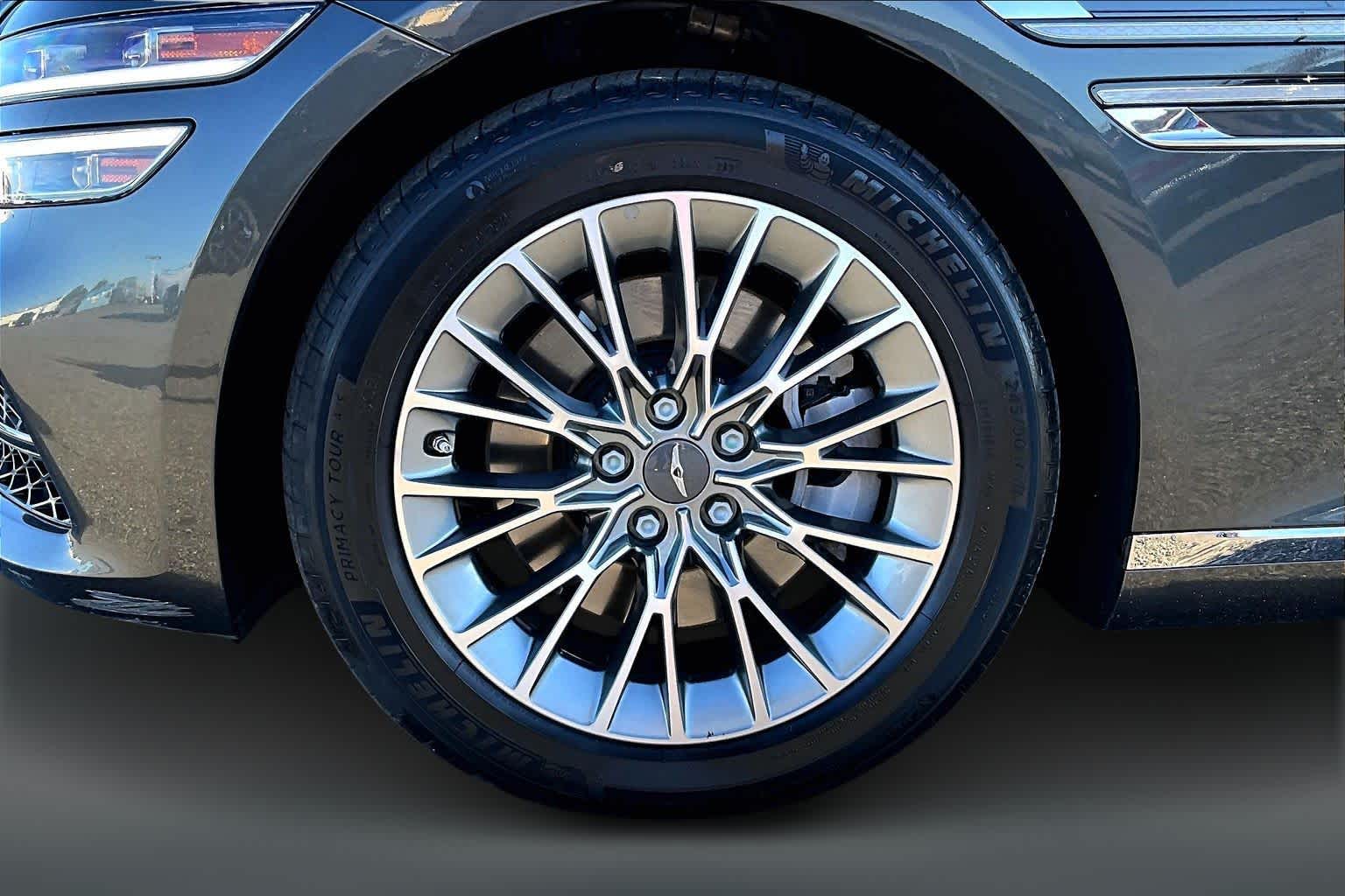 Thumbnail: 2023 Genesis G80 - 8