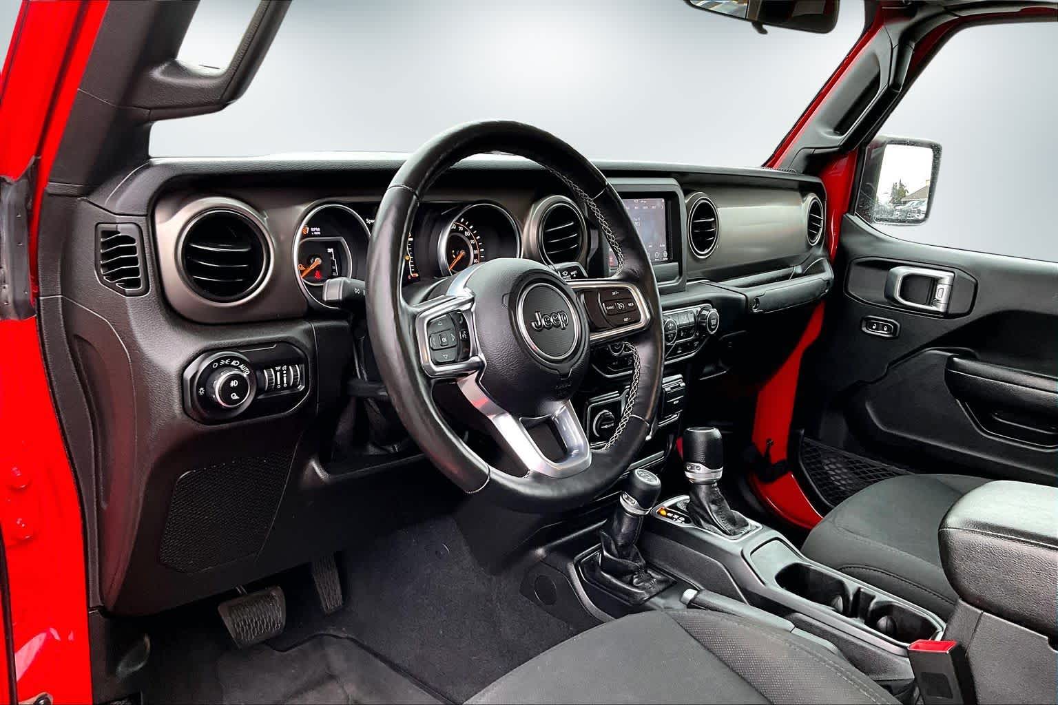 Thumbnail: 2020 Jeep Gladiator - 2