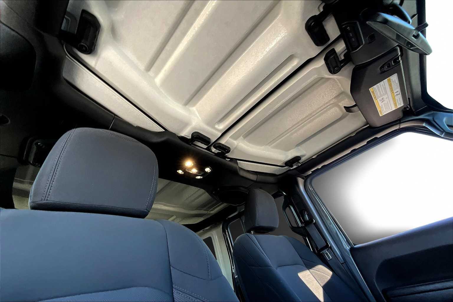 Thumbnail: 2023 Jeep Wrangler - 30