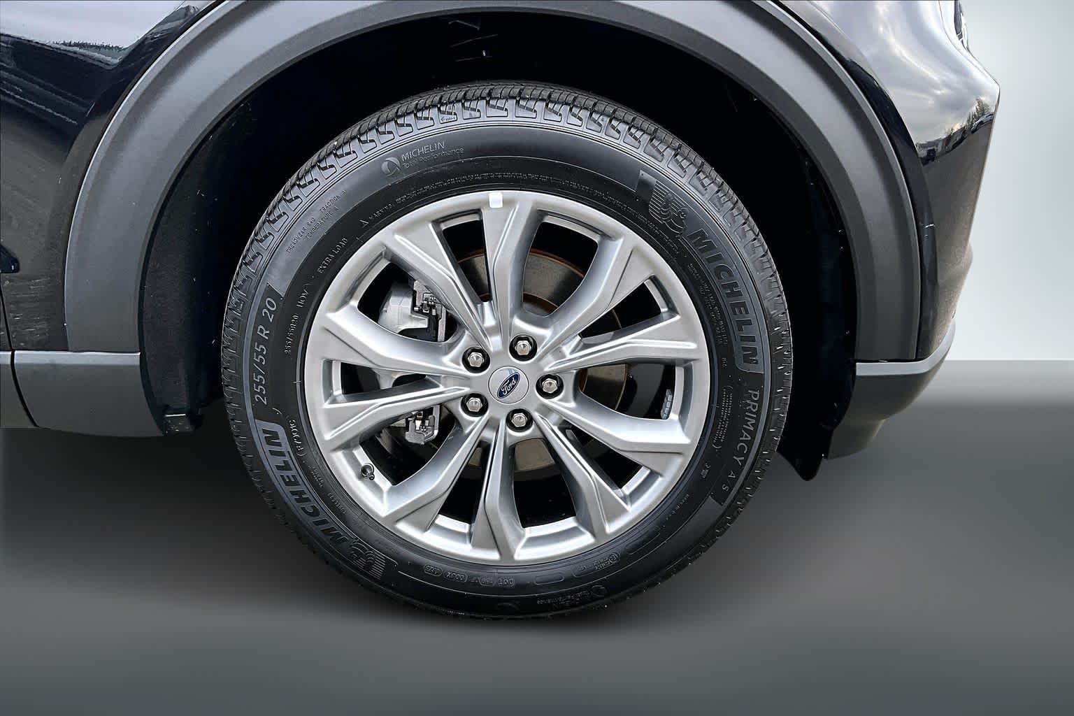 Thumbnail: 2023 Ford Explorer - 36