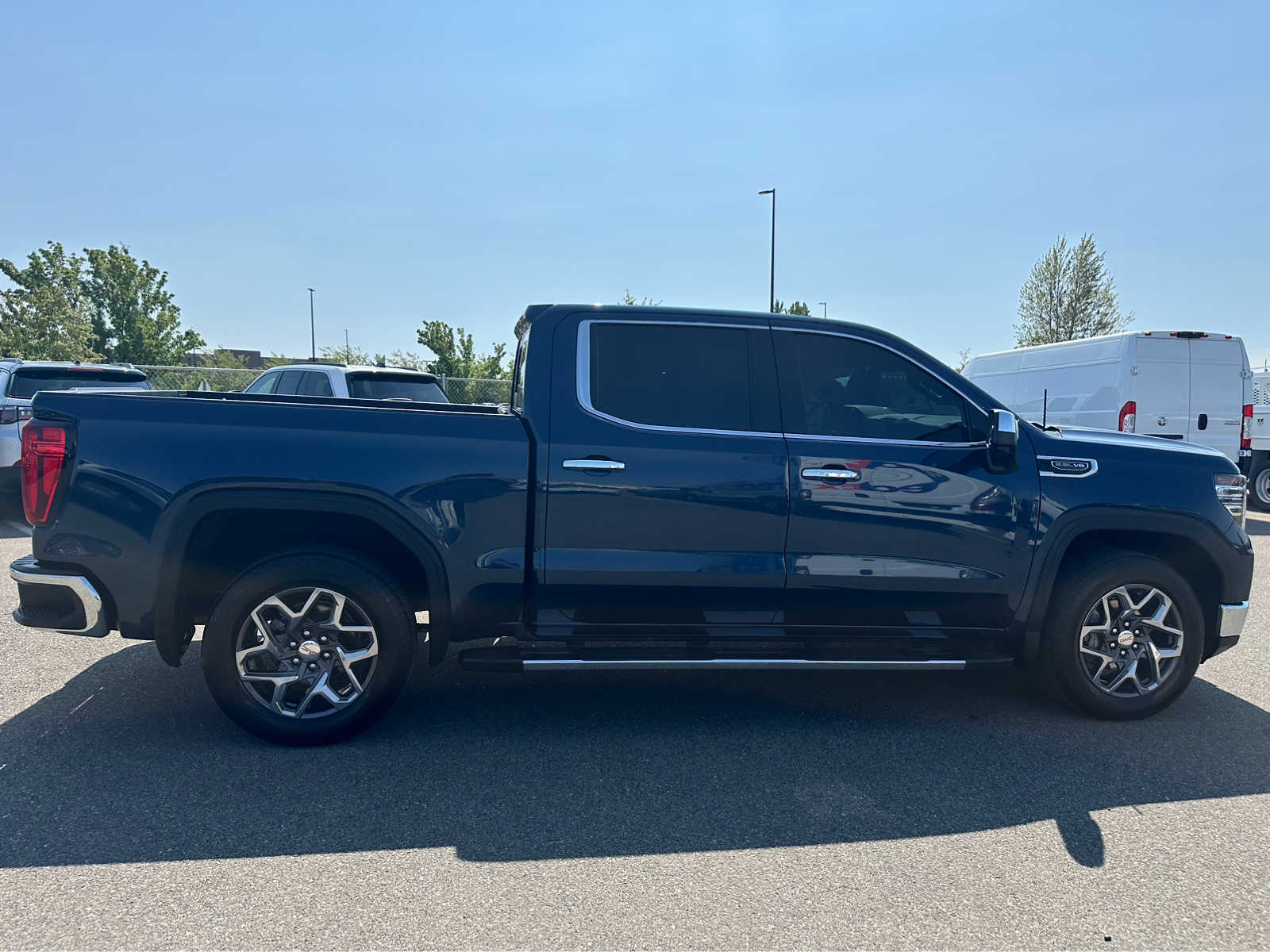 2022 GMC Sierra 1500 SLT 5