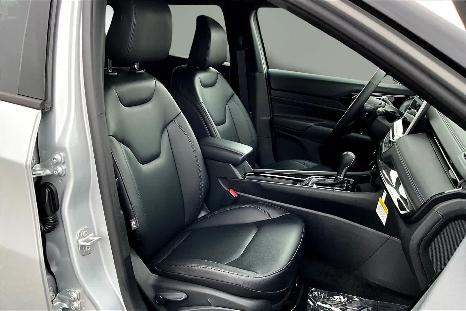 Thumbnail: 2026 Jeep Compass - 14