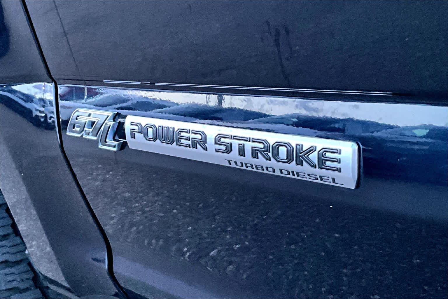 Thumbnail: 2022 Ford Econoline - 7