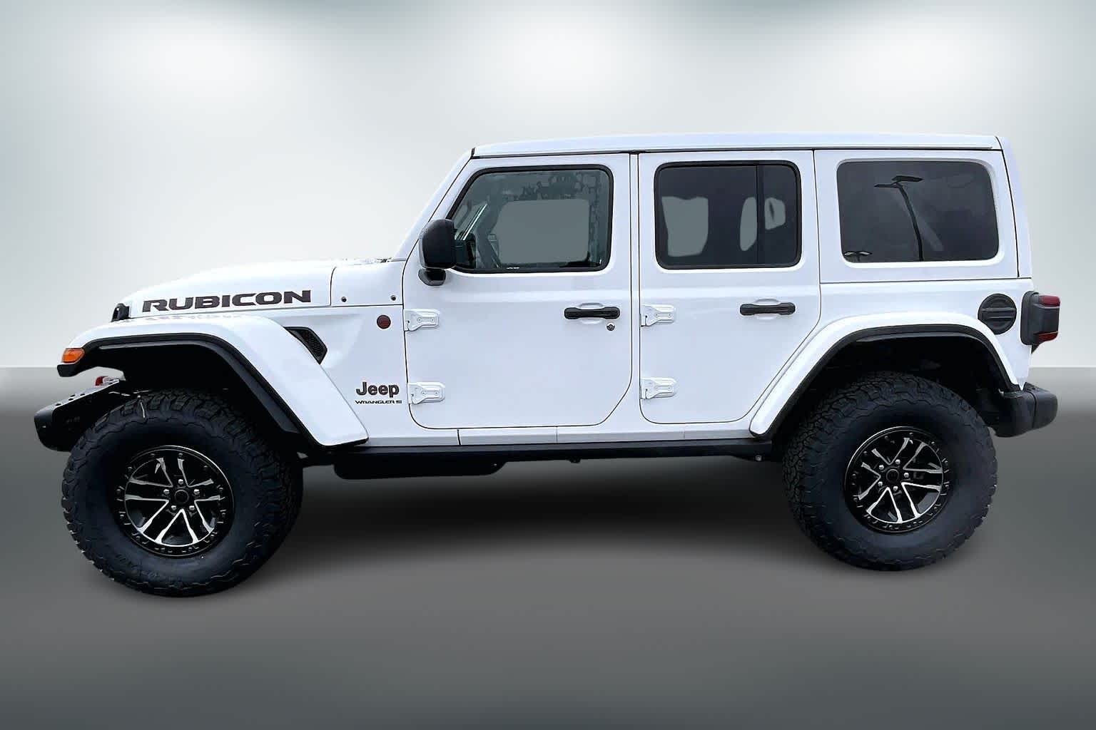 Thumbnail: 2026 Jeep Wrangler - 3