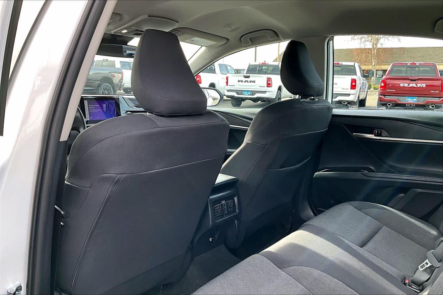 Thumbnail: 2025 Toyota Camry - 12